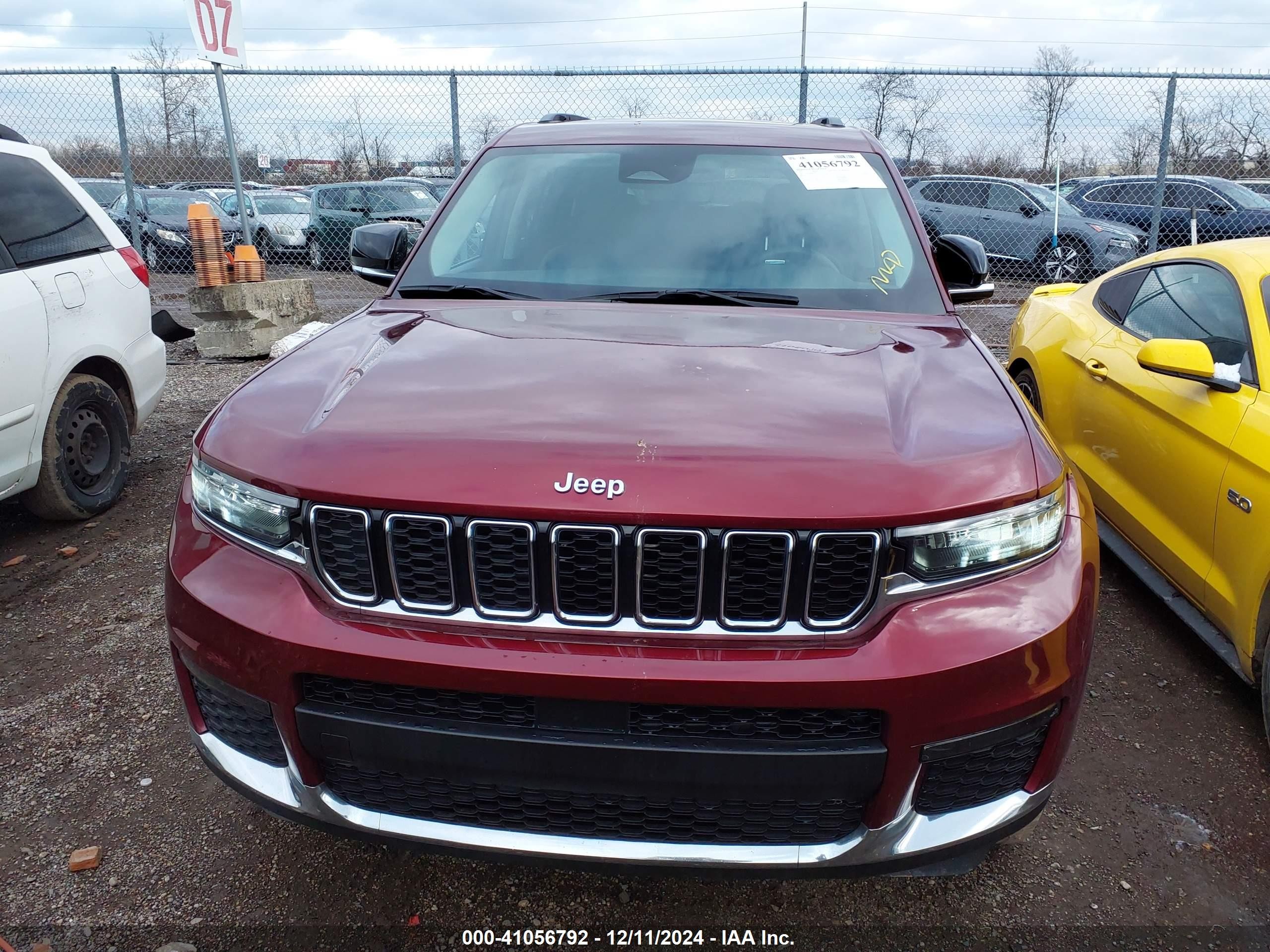 2023 Jeep Grand Cherokee L Limited 4x4 Maroon vin: 1C4RJKBG5P8731562