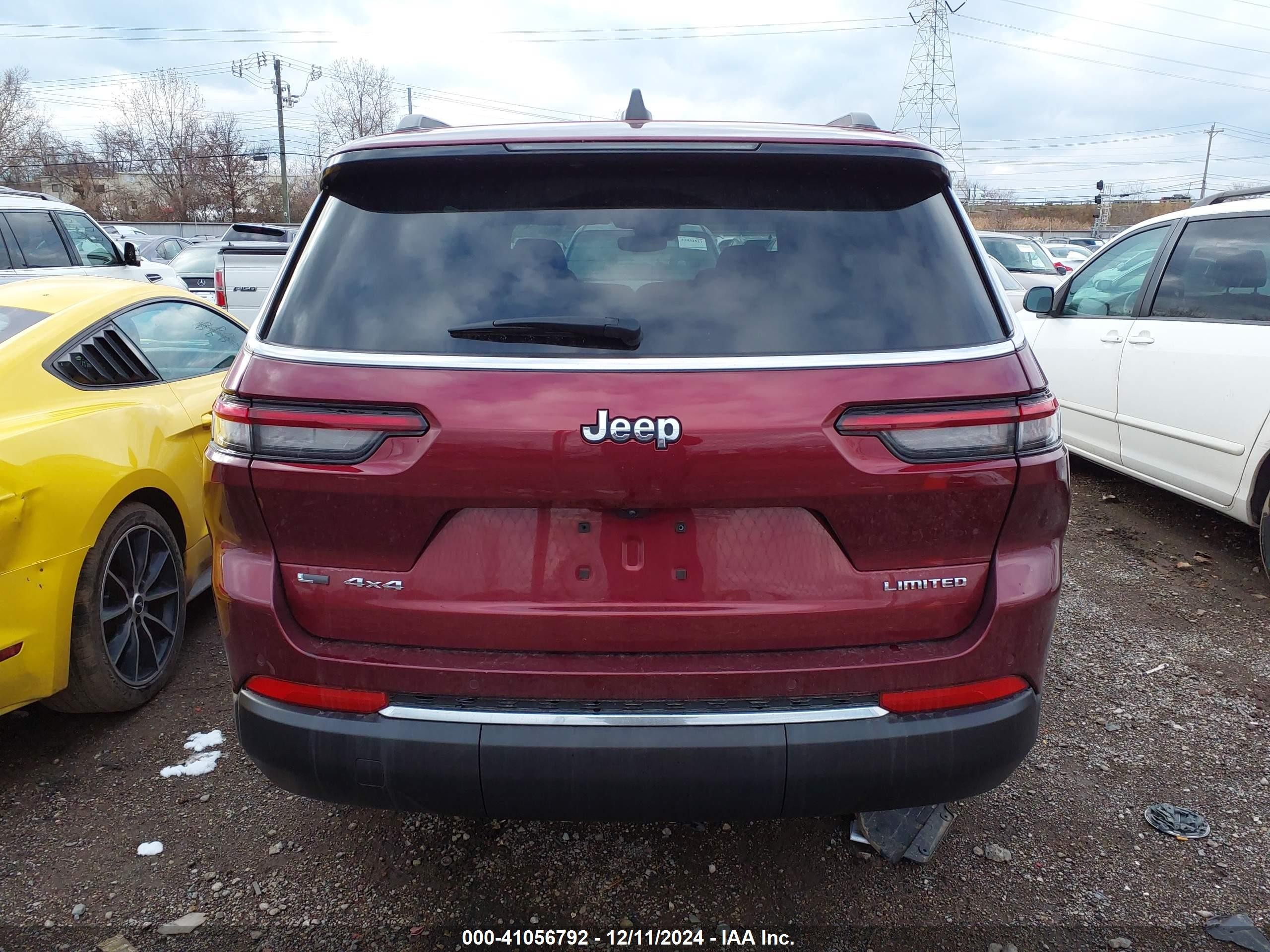 2023 Jeep Grand Cherokee L Limited 4x4 Maroon vin: 1C4RJKBG5P8731562
