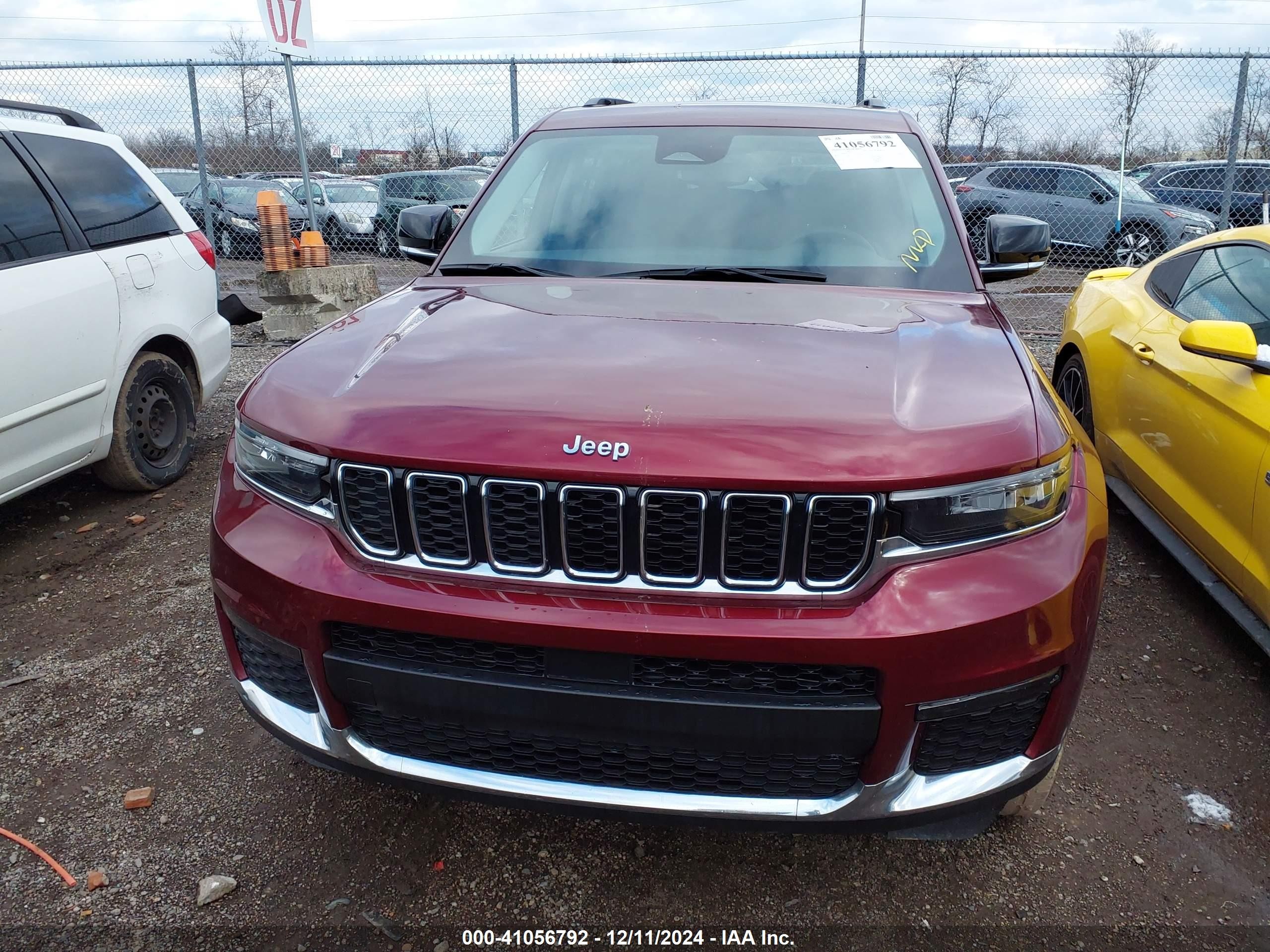 2023 Jeep Grand Cherokee L Limited 4x4 Maroon vin: 1C4RJKBG5P8731562