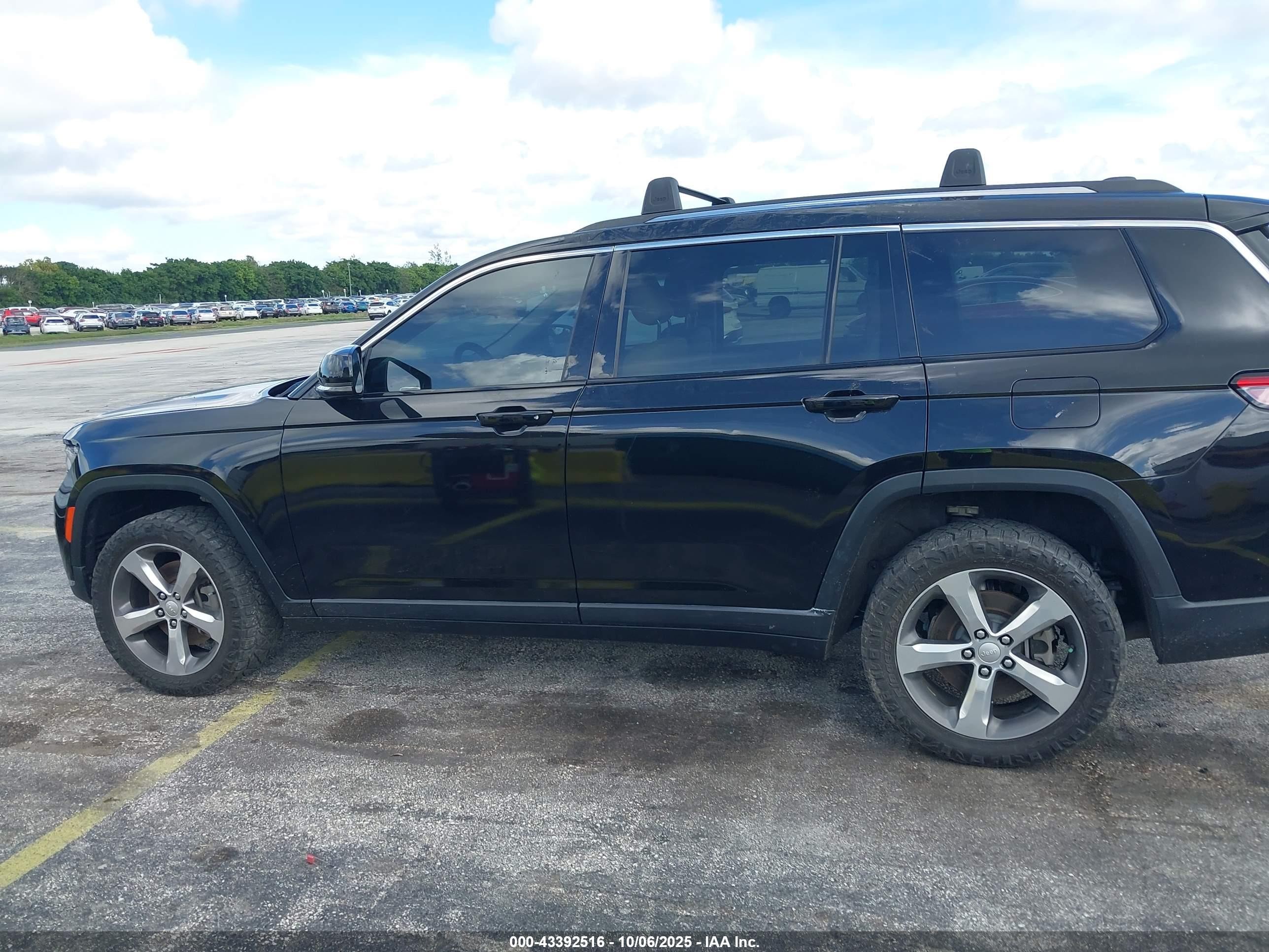 2022 Jeep Grand Cherokee L Limited 4x4 Черный vin: 1C4RJKBG6N8504491