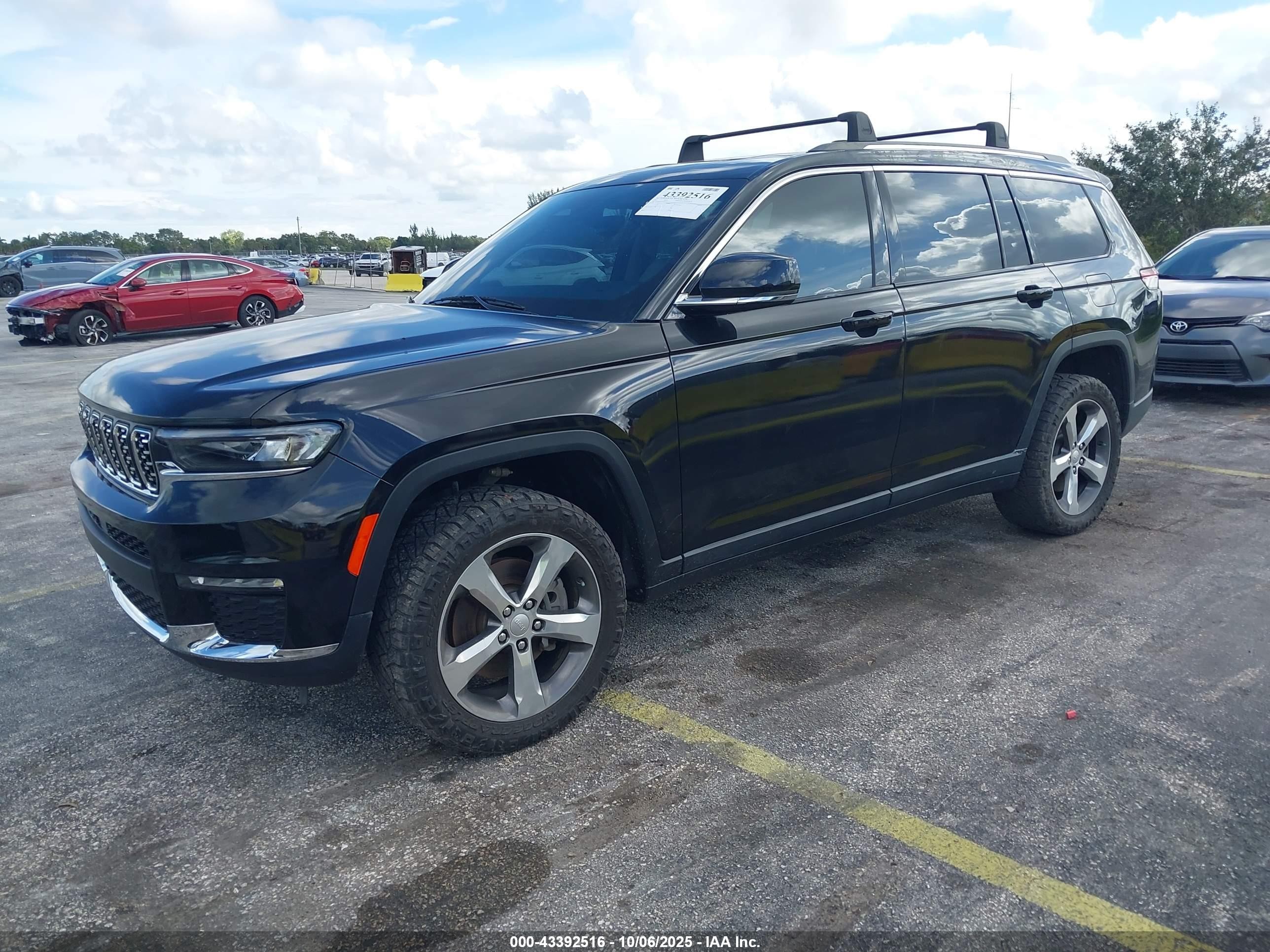 2022 Jeep Grand Cherokee L Limited 4x4 Черный vin: 1C4RJKBG6N8504491