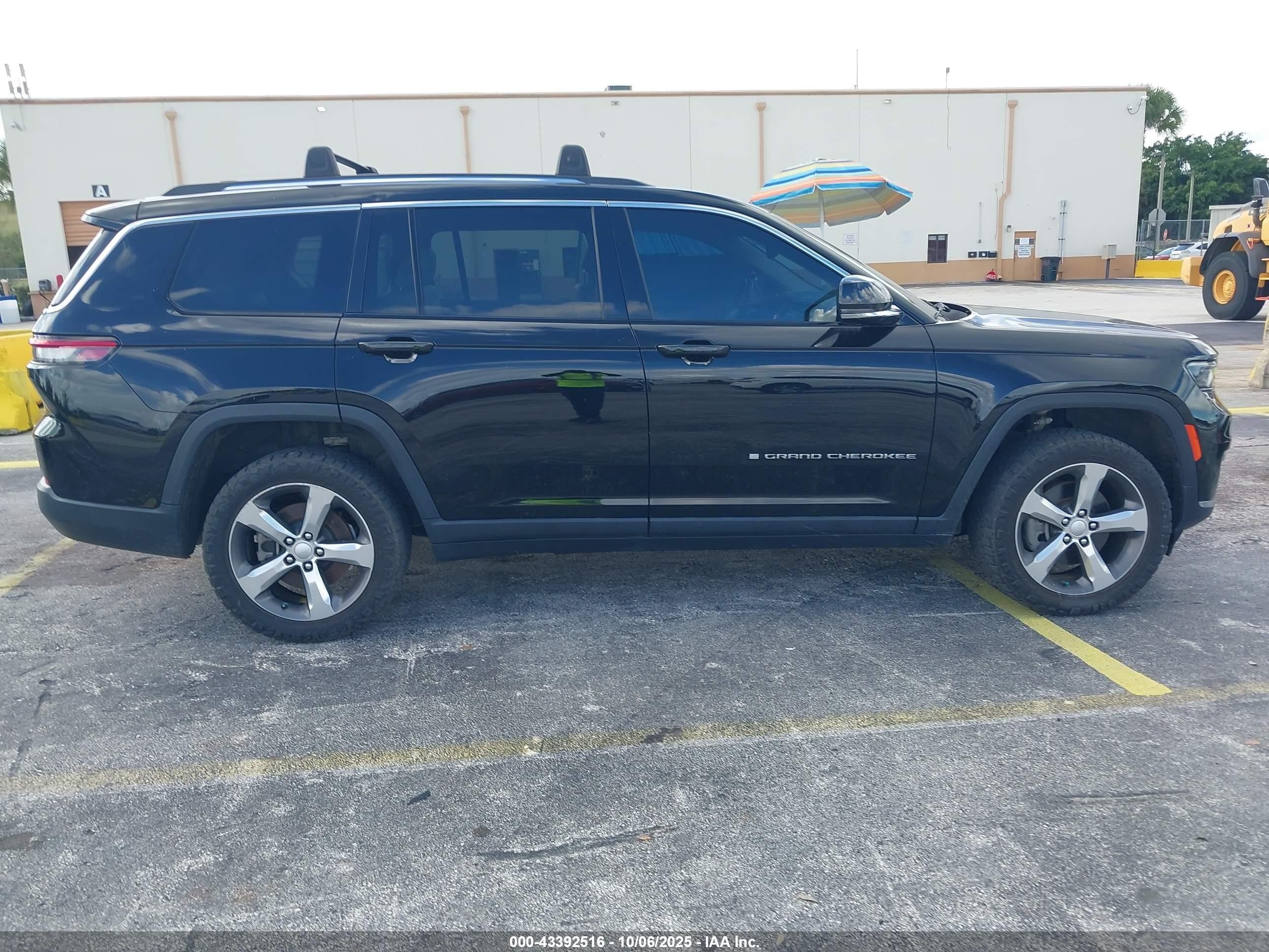 2022 Jeep Grand Cherokee L Limited 4x4 Черный vin: 1C4RJKBG6N8504491