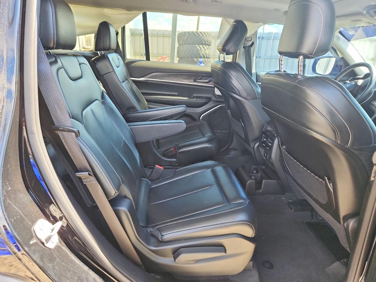 2021 Jeep Grand Cherokee L Limited Black vin: 1C4RJKBG7M8110092