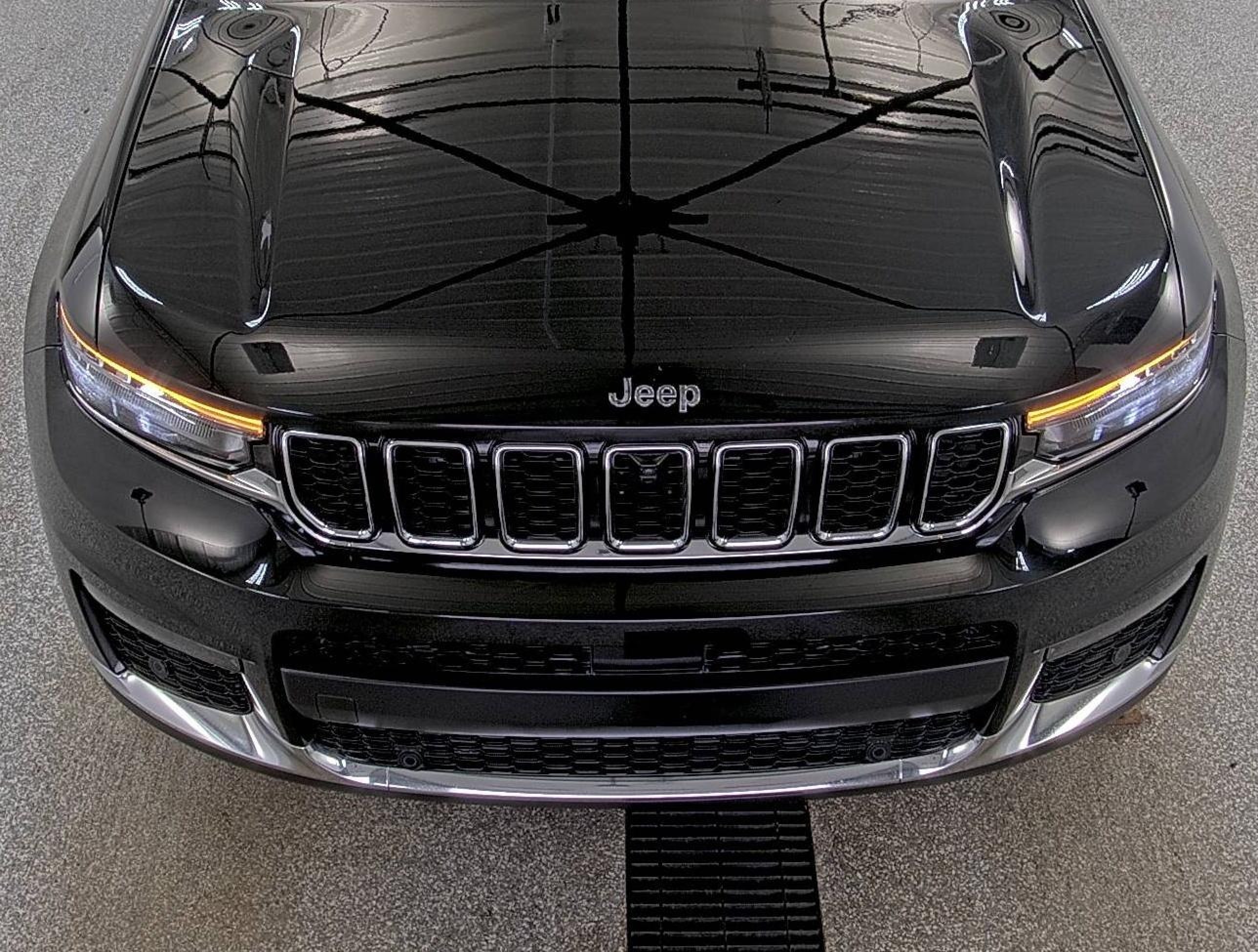 2023 Jeep Grand Cherokee L Limited vin: 1C4RJKBG7P8804785