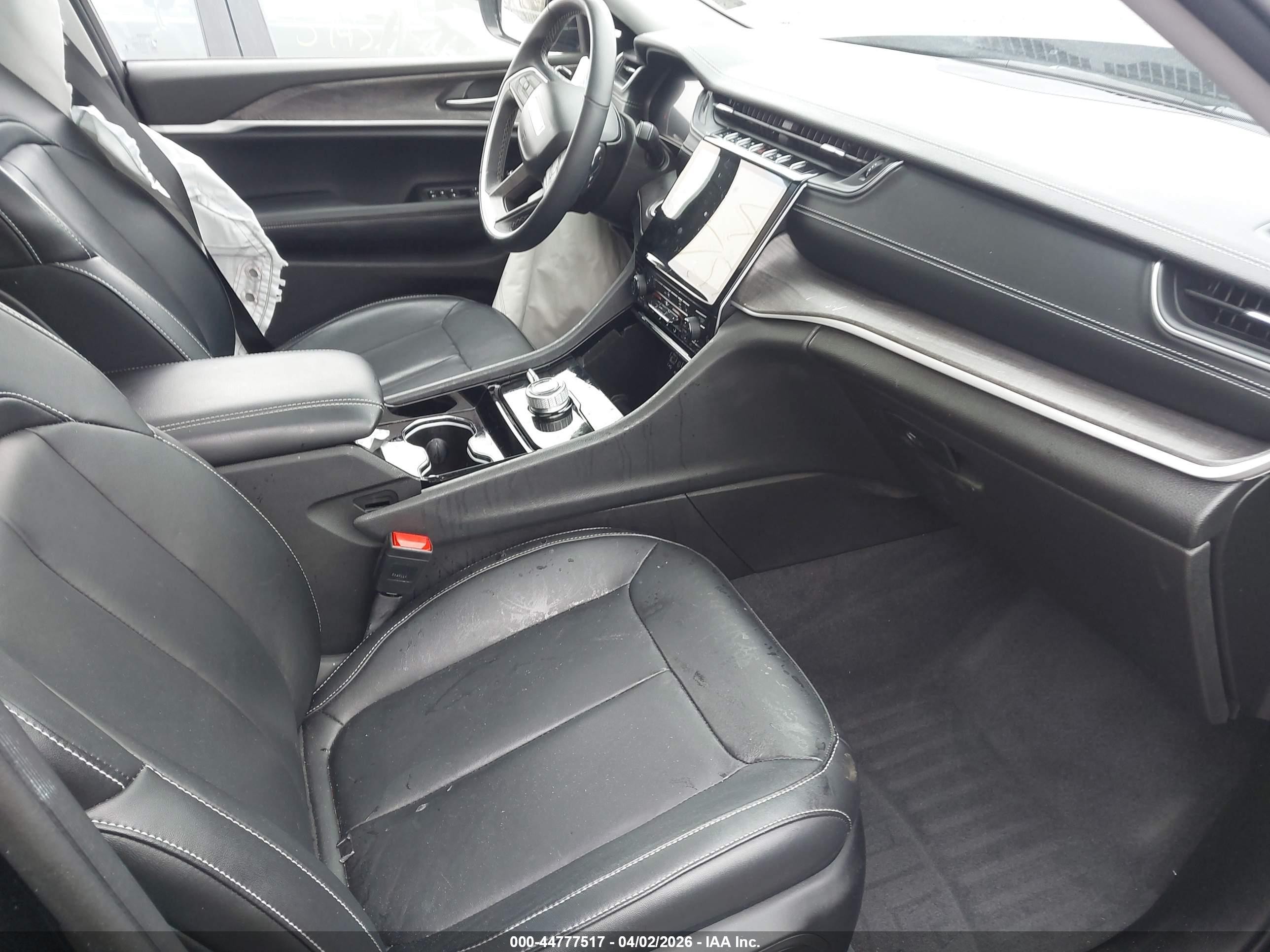 2022 Jeep Grand Cherokee L Limited 4x4 Черный vin: 1C4RJKBG9N8505487