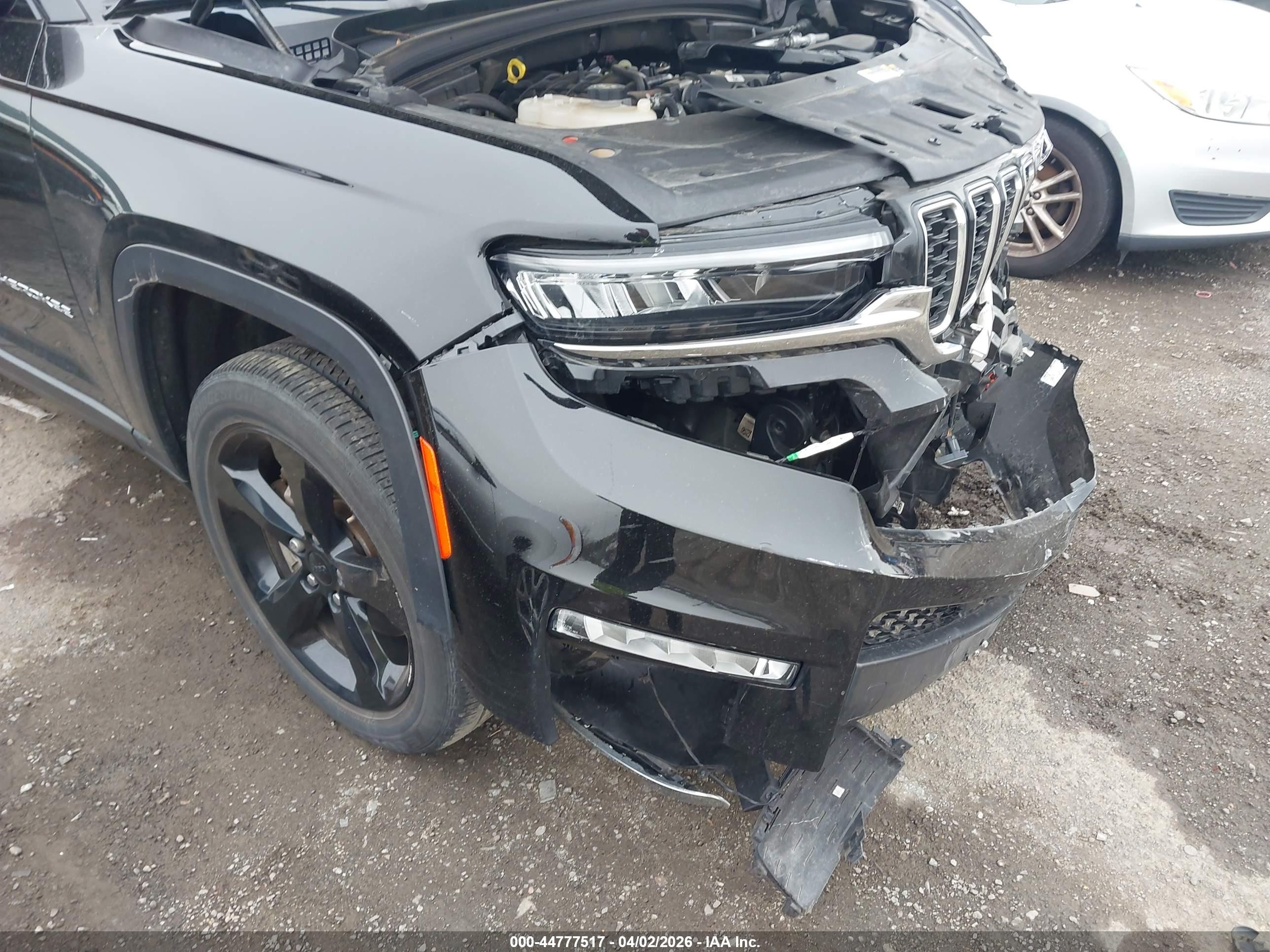 2022 Jeep Grand Cherokee L Limited 4x4 Черный vin: 1C4RJKBG9N8505487