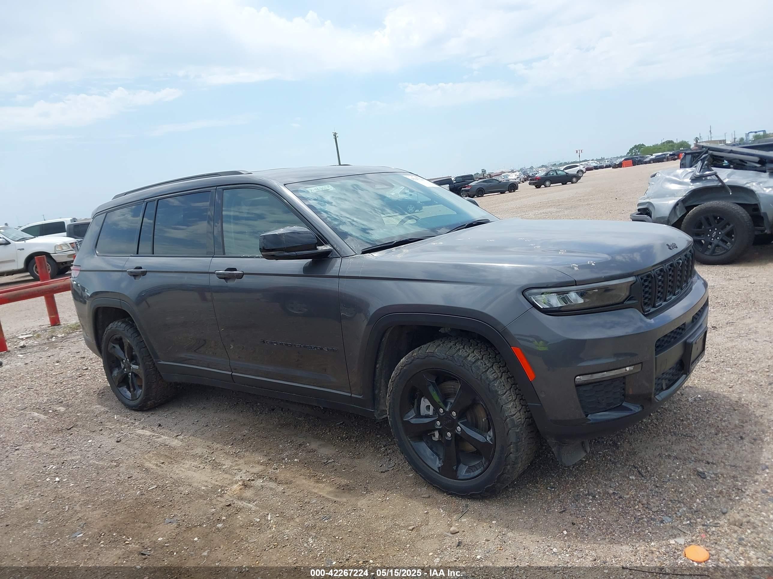 2023 Jeep Grand Cherokee L Limited 4x4 Gray vin: 1C4RJKBGXP8702638