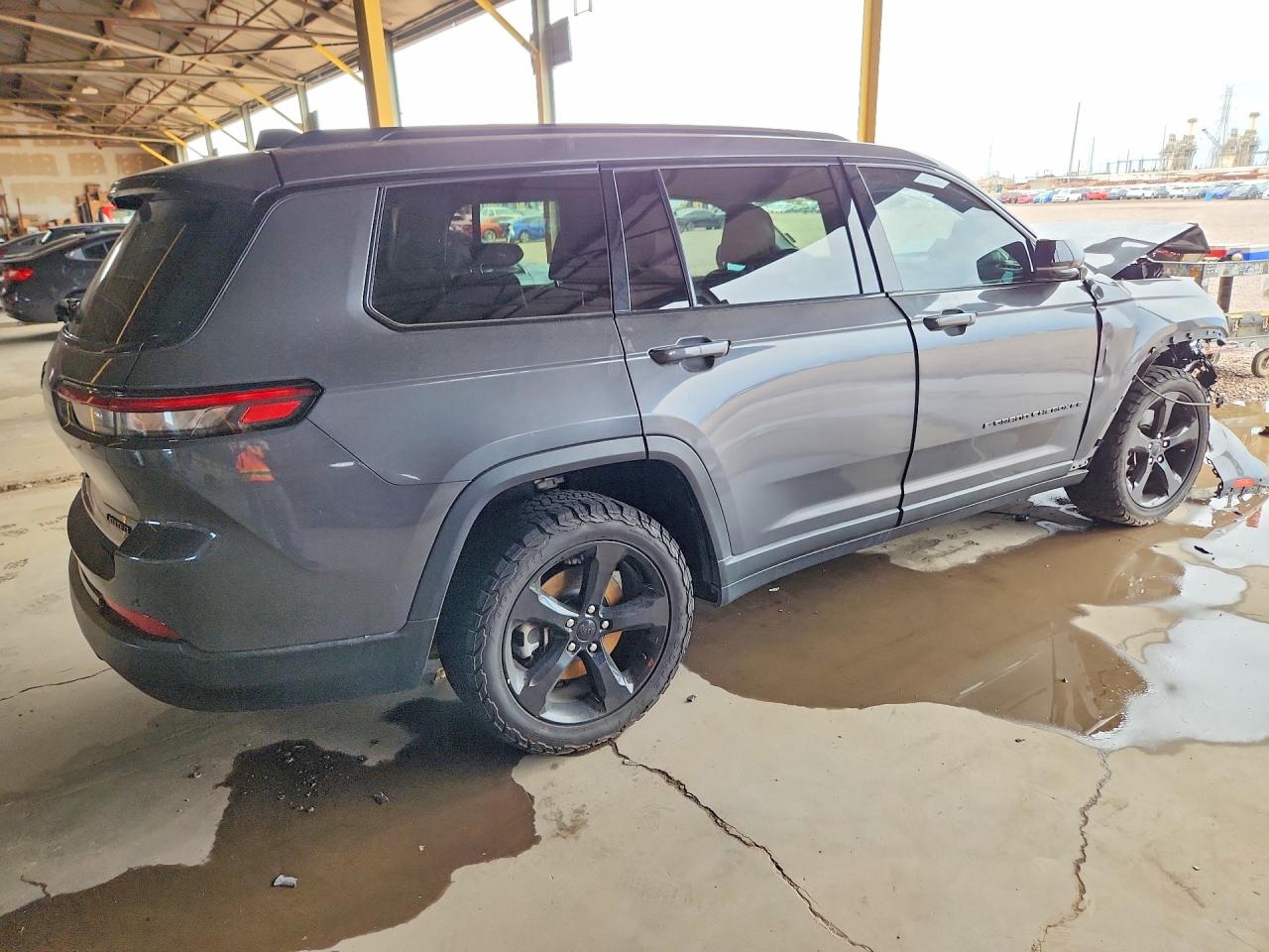 2023 Jeep Grand Cherokee L Limited Gray vin: 1C4RJKBGXP8702638
