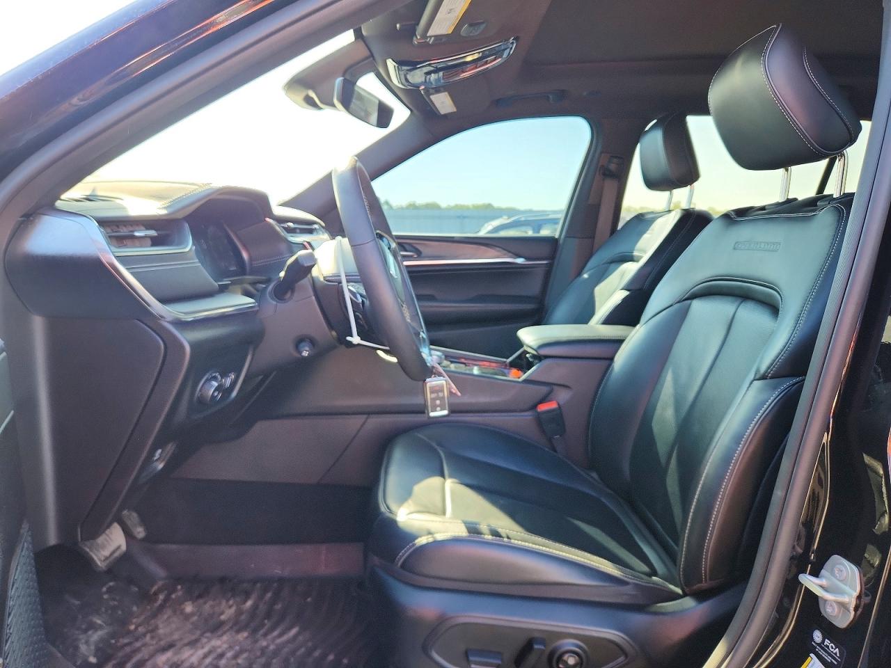 2023 Jeep Grand Cherokee L Overland Black vin: 1C4RJKDG5P8841721
