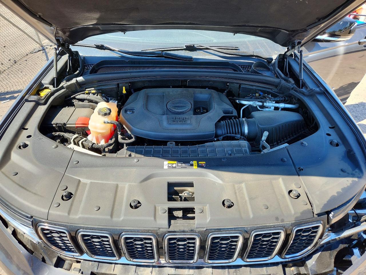 2022 Jeep Grand Cherokee L Overland Серый vin: 1C4RJKDG6N8518274