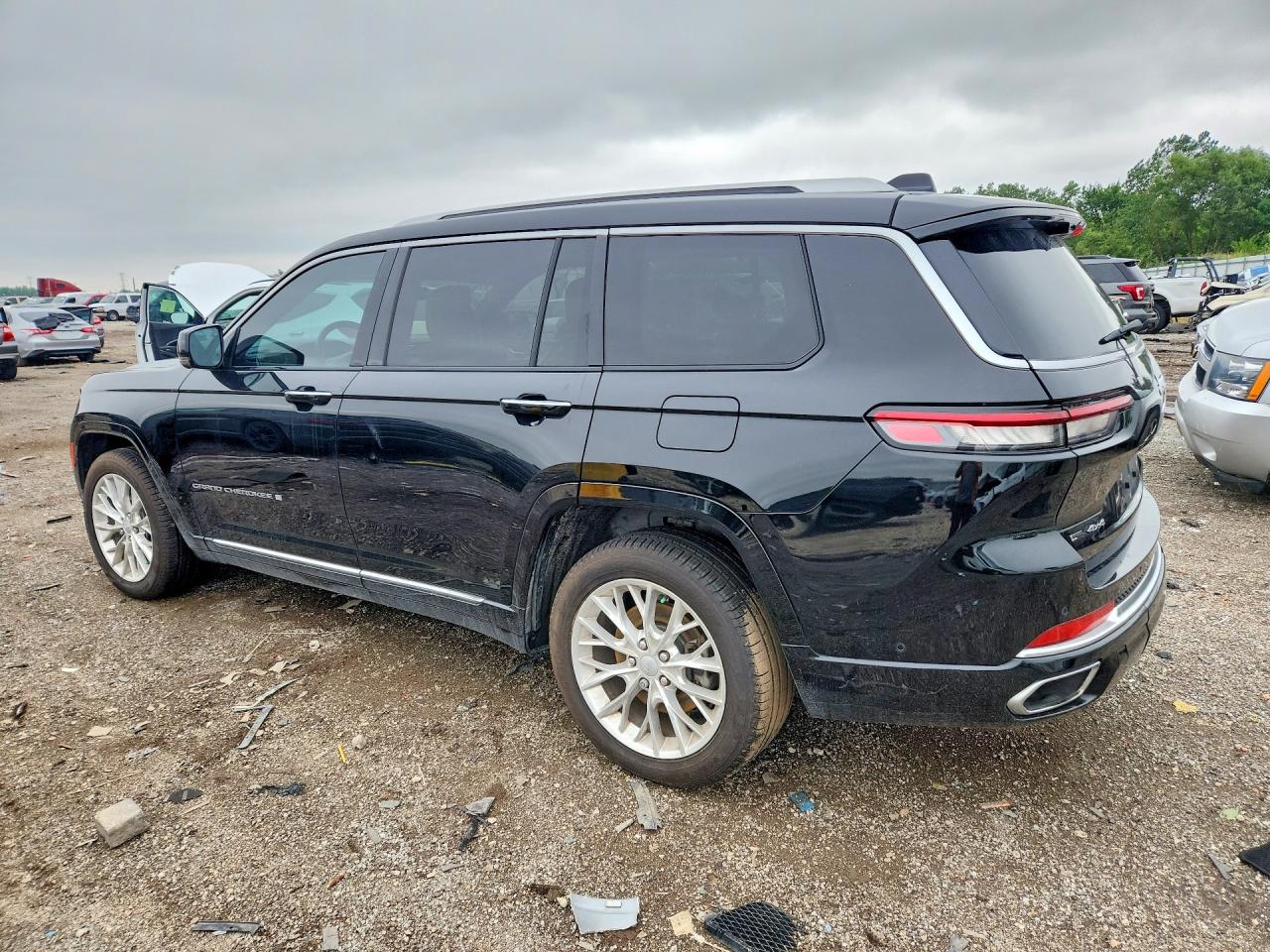 2021 Jeep Grand Cherokee L Summit Черный vin: 1C4RJKEG2M8107998