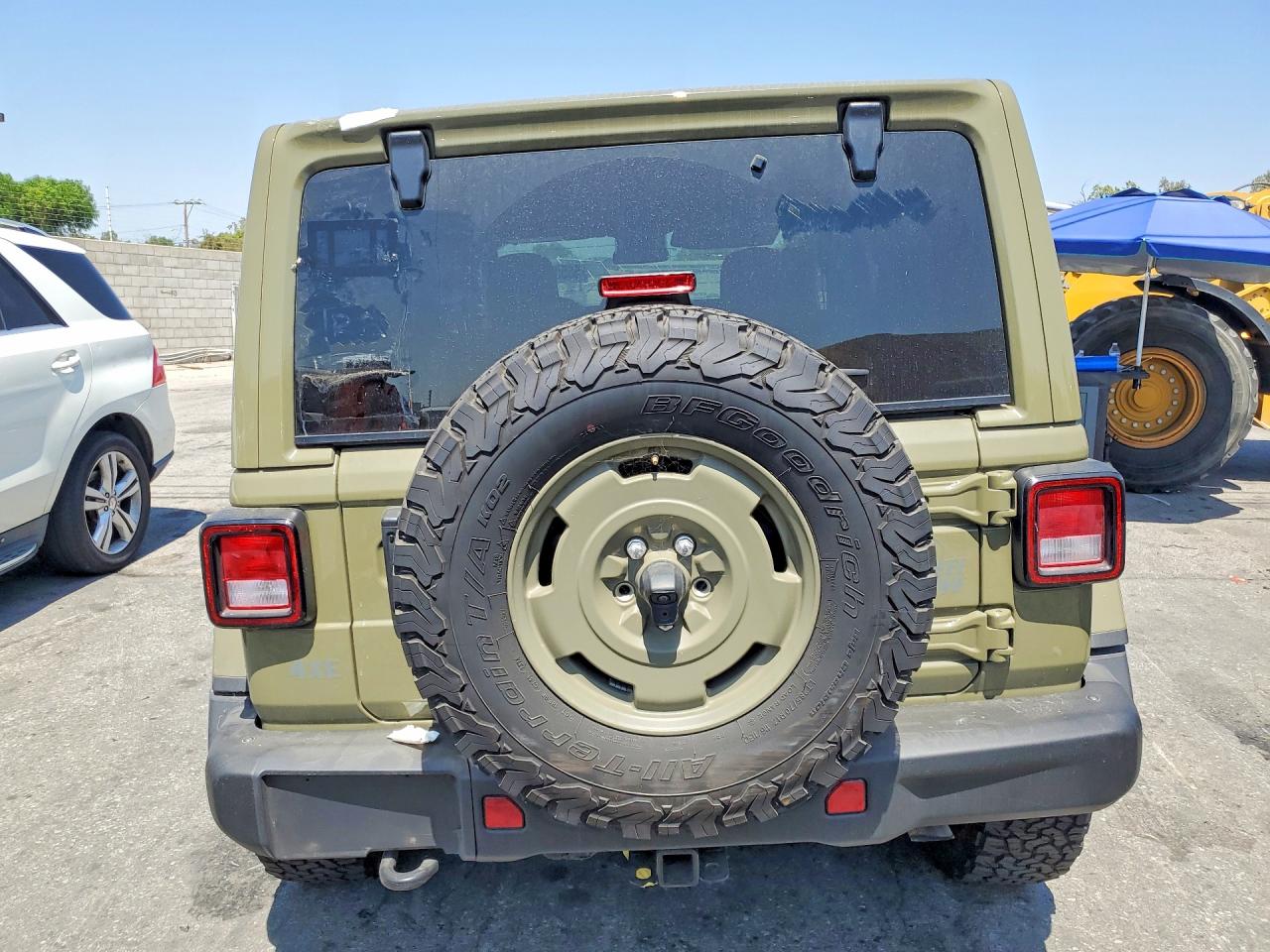 2025 Jeep Wrangler Sport 4xe Зеленый vin: 1C4RJXN65SW514226