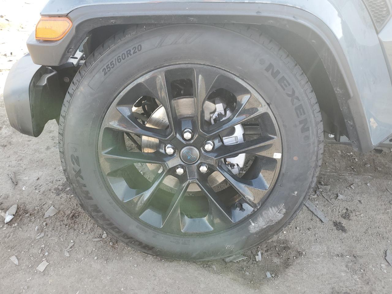 2025 Jeep Wrangler Sahara 4xe Серый vin: 1C4RJXP67SW585263 Damage: Left Front Wheel, Curb Rash, 2 To 3 Inches