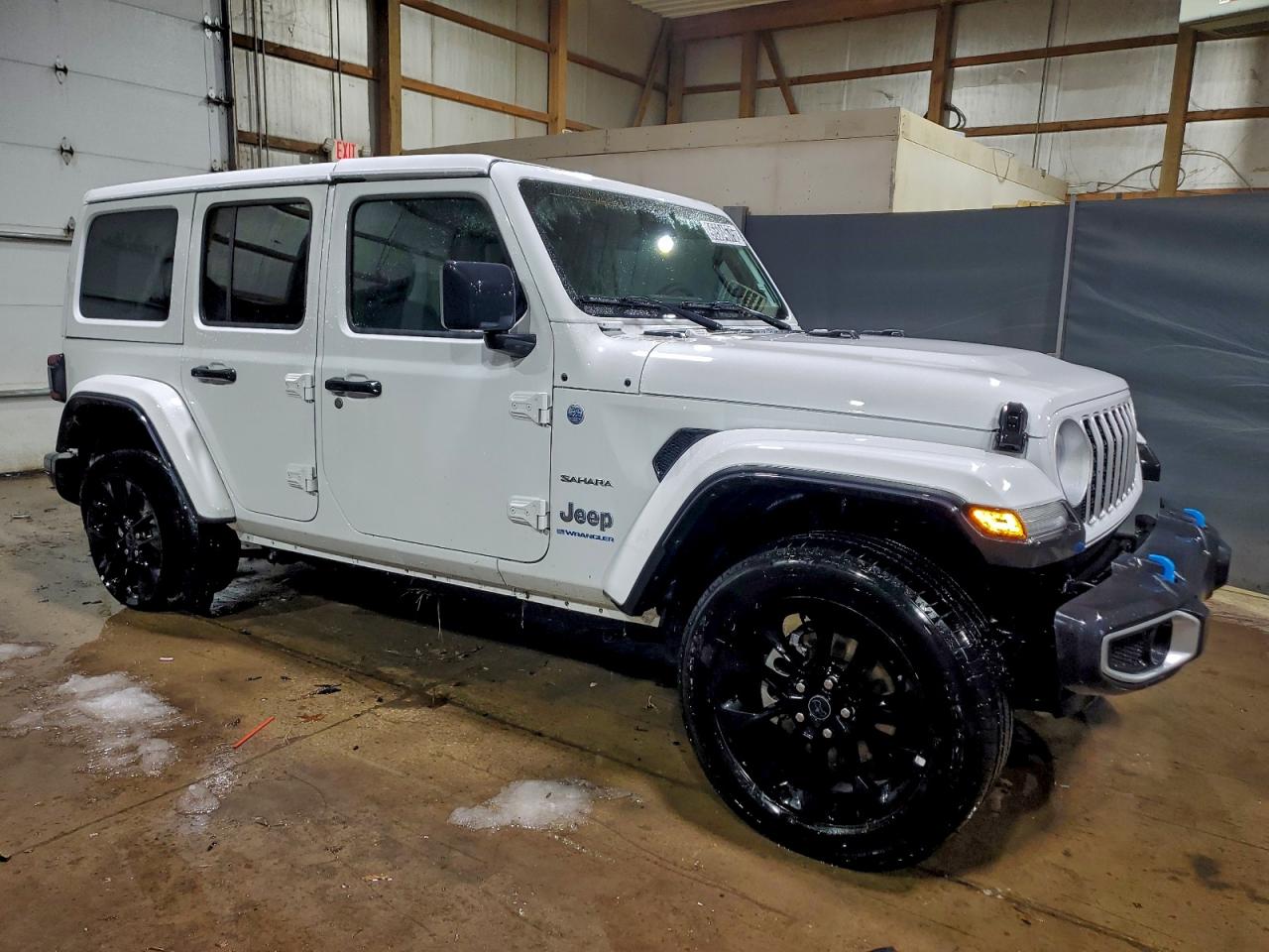 2024 Jeep Wrangler Sahara 4xe White vin: 1C4RJXP69RW296363