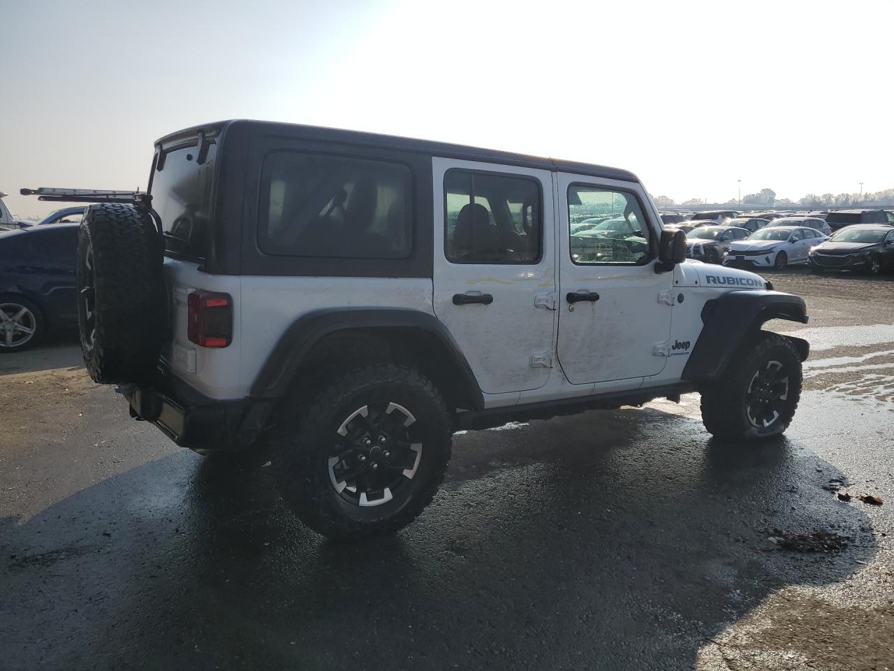 2025 Jeep Wrangler Rubicon 4xe White vin: 1C4RJXR62SW575429 Damage: Right Rear Door, Heavy Scratch, > 12 Inches