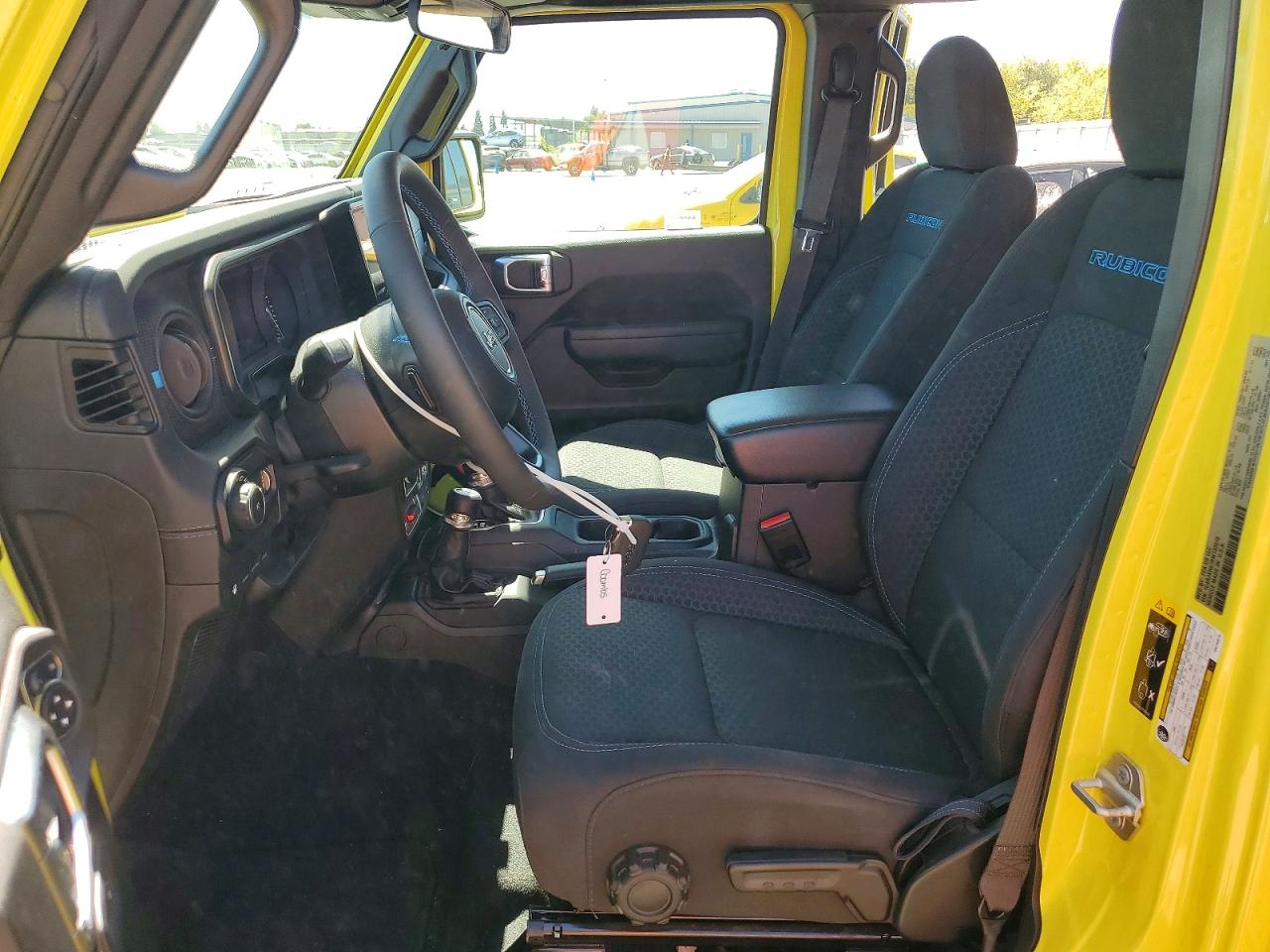 2024 Jeep Wrangler Rubicon 4xe Yellow vin: 1C4RJXR67RW133515