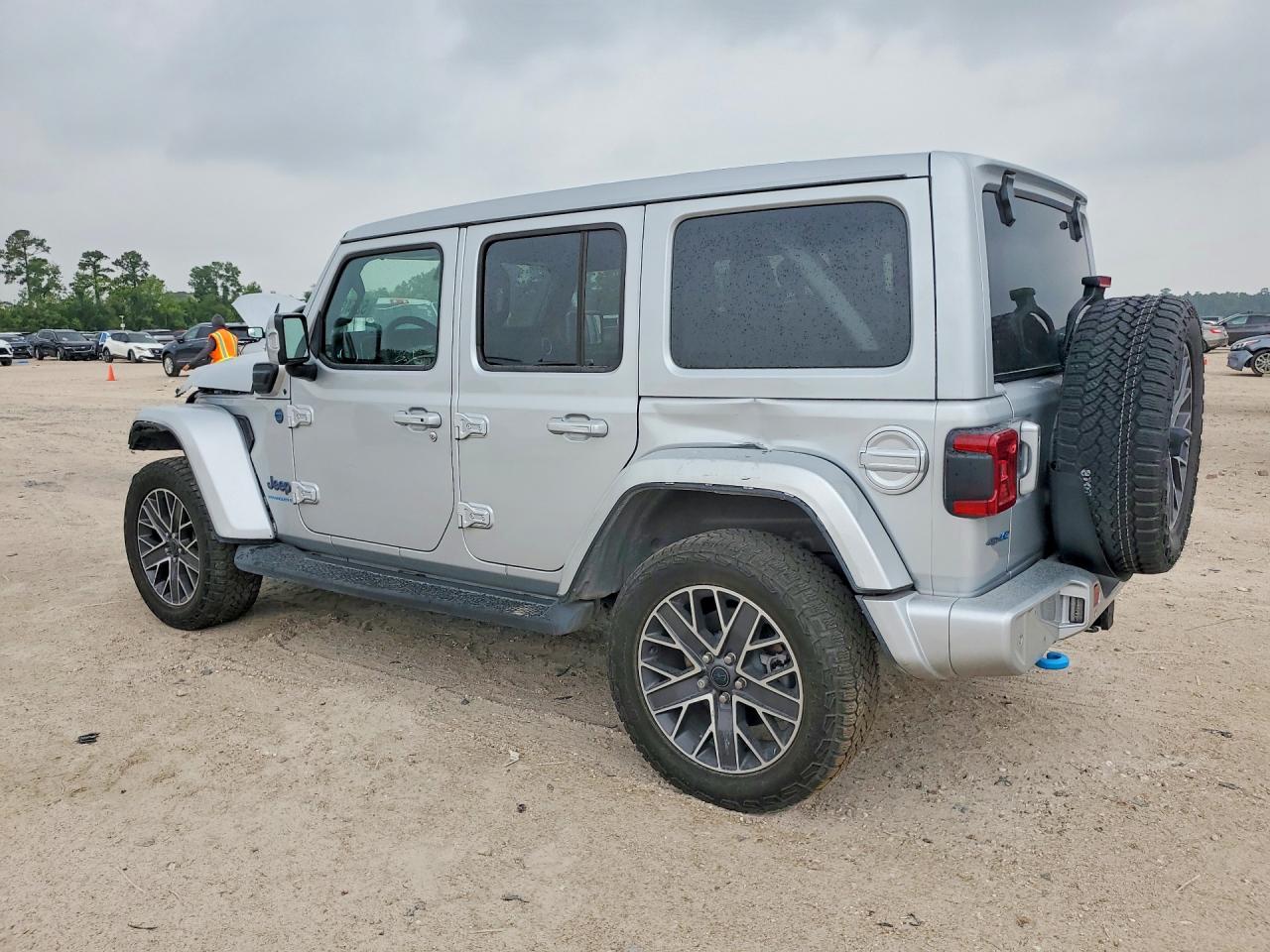2024 Jeep Wrangler High Altitude 4xe Серебряный vin: 1C4RJXU60RW193692
