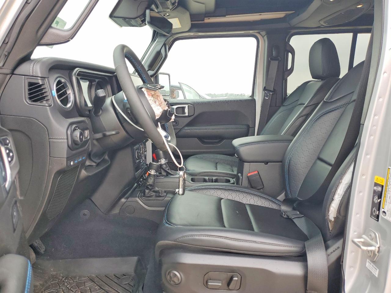 2024 Jeep Wrangler High Altitude 4xe Серебряный vin: 1C4RJXU60RW193692