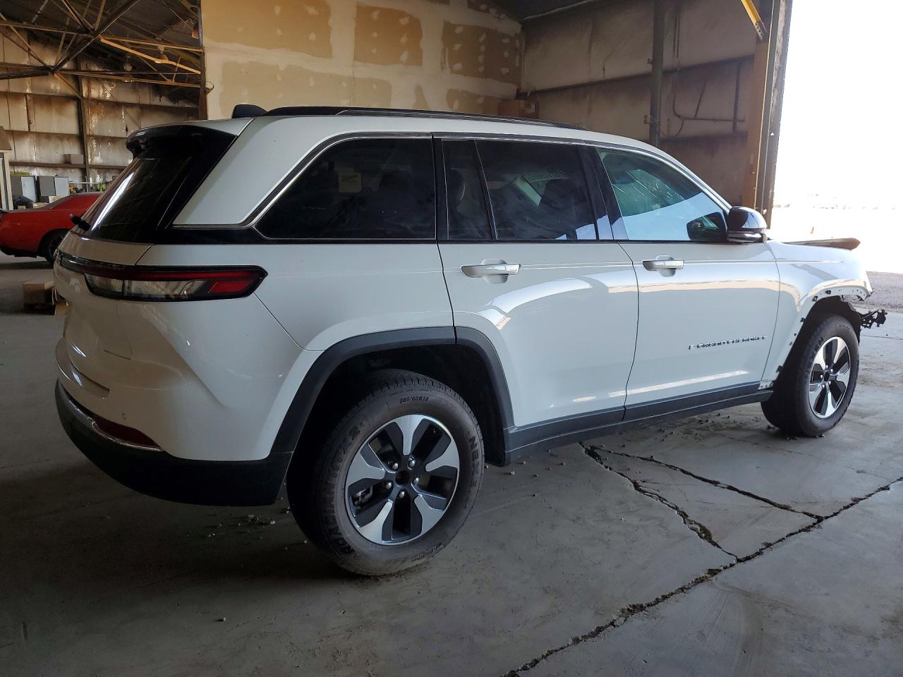 2024 Jeep Grand Cherokee Limited 4xe Белый vin: 1C4RJYB60R8959093