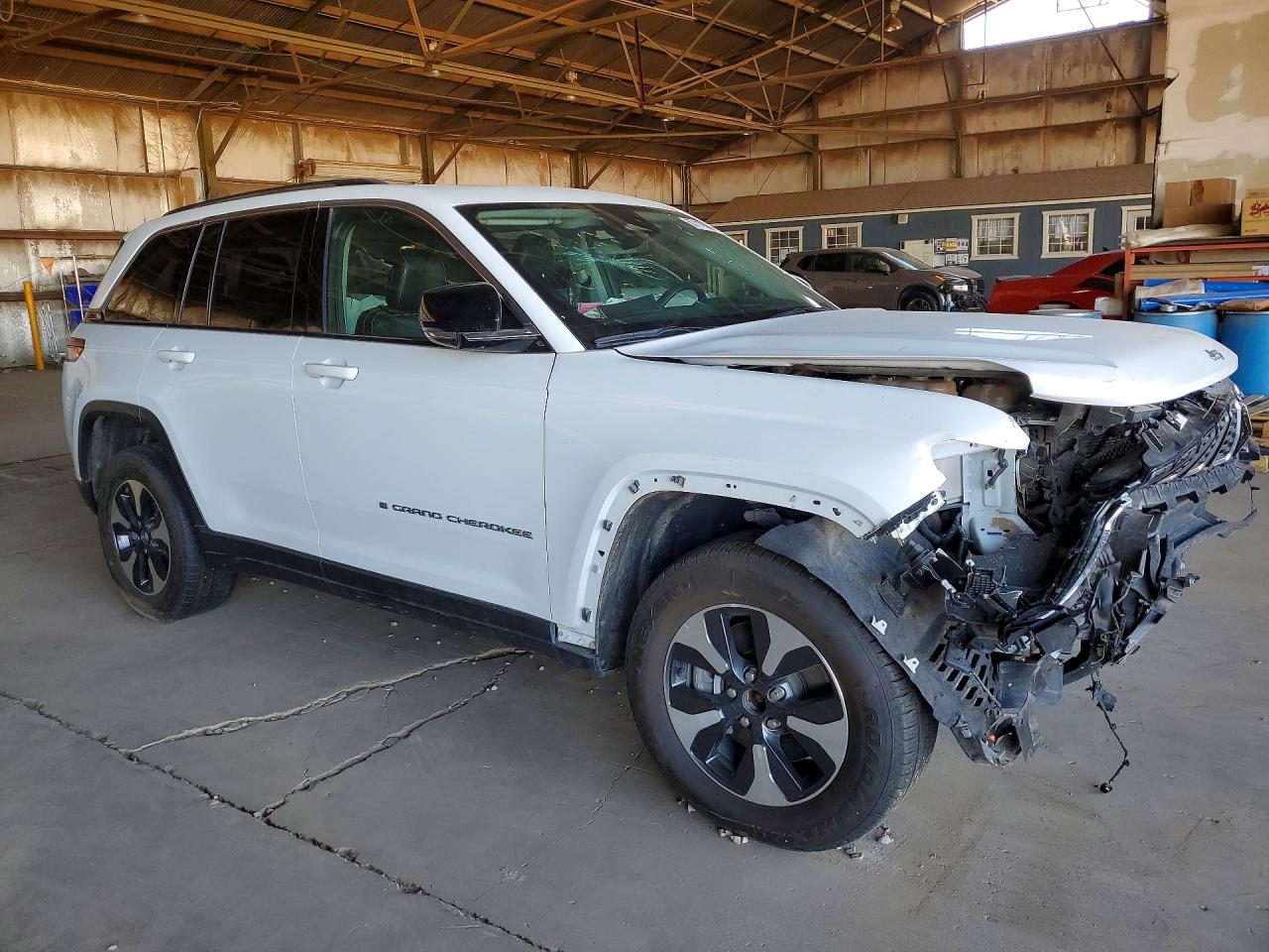 2024 Jeep Grand Cherokee Limited 4xe Белый vin: 1C4RJYB60R8959093