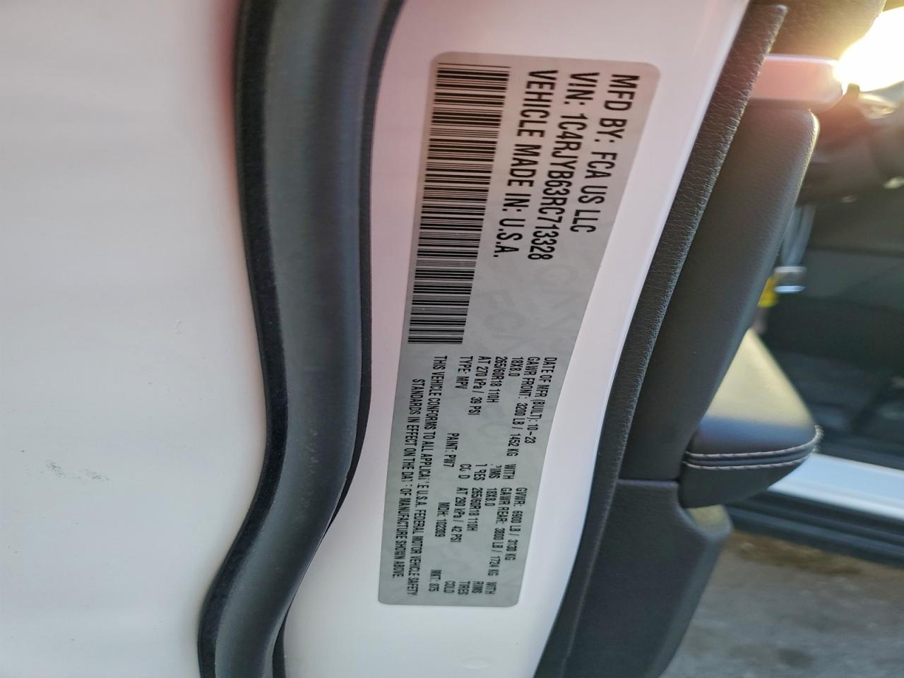 2024 Jeep Grand Cherokee Limited 4xe White vin: 1C4RJYB63RC713328