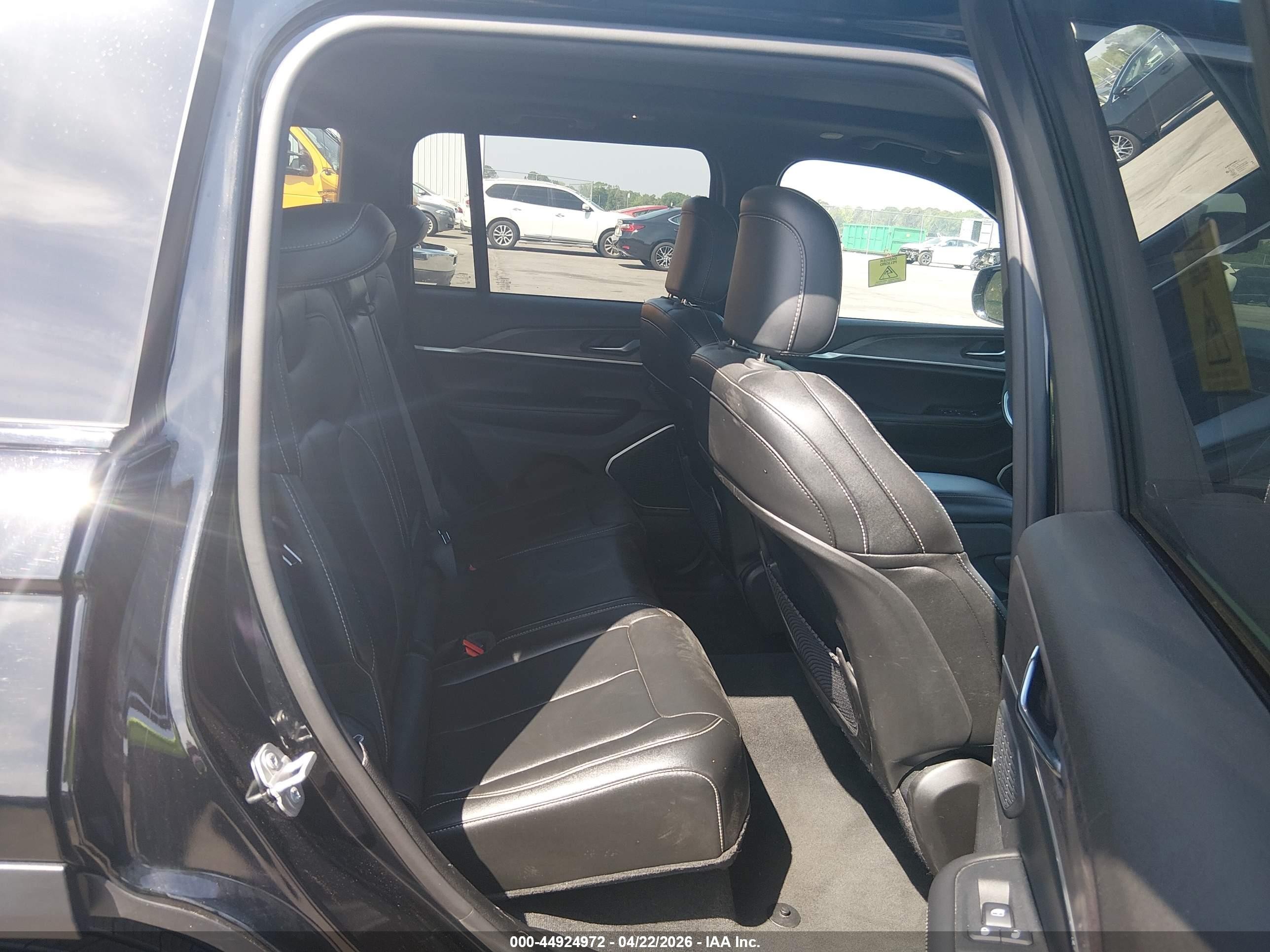 2024 Jeep Grand Cherokee 4xe Black vin: 1C4RJYB64RC125020