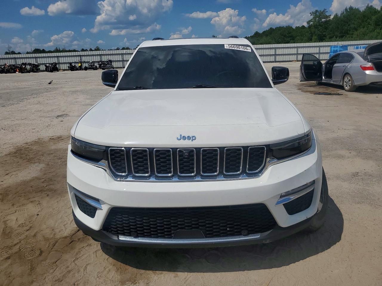 2022 Jeep Grand Cherokee Limited 4xe White vin: 1C4RJYB66N8759491