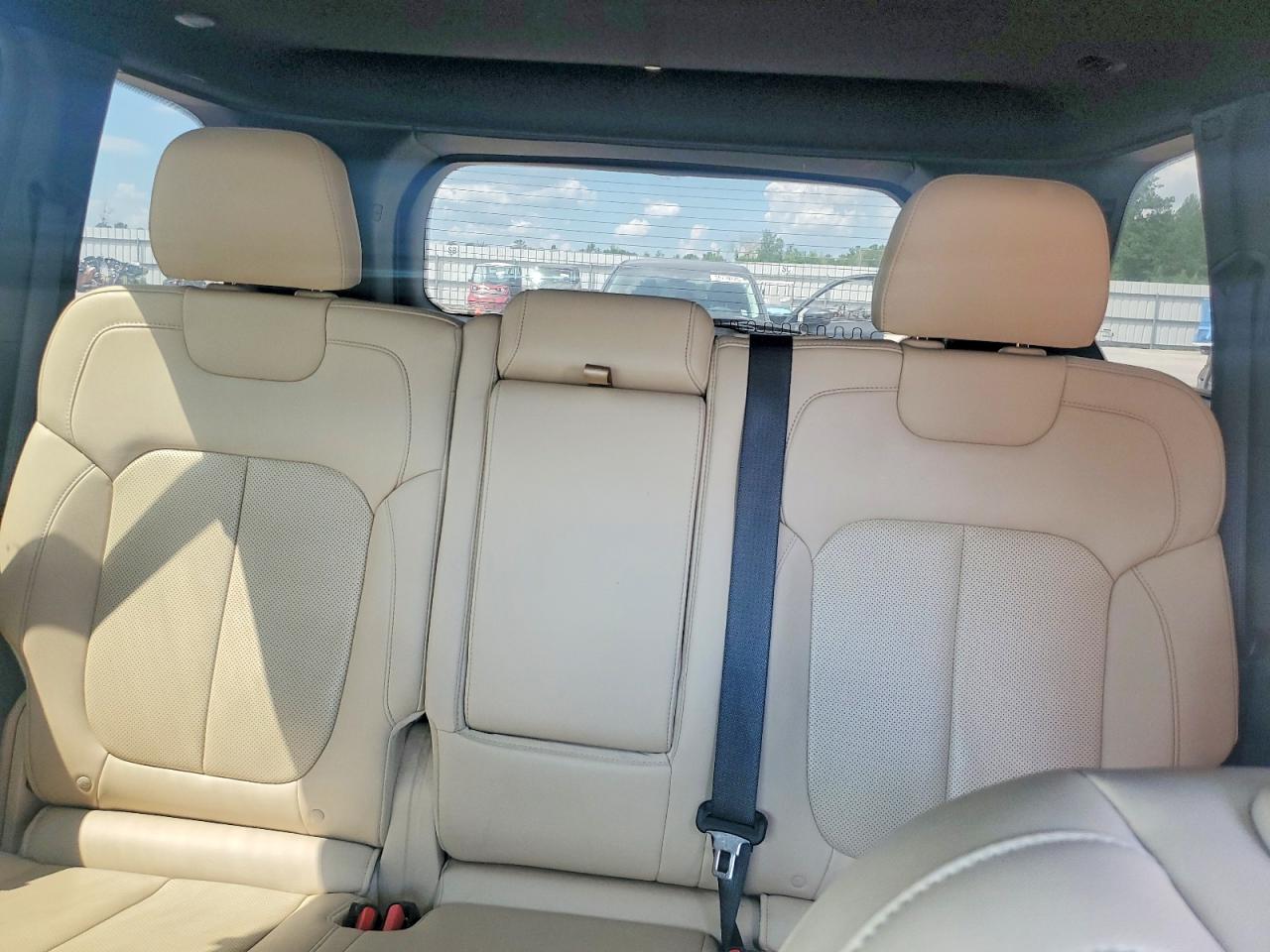 2022 Jeep Grand Cherokee Limited 4xe White vin: 1C4RJYB66N8759491