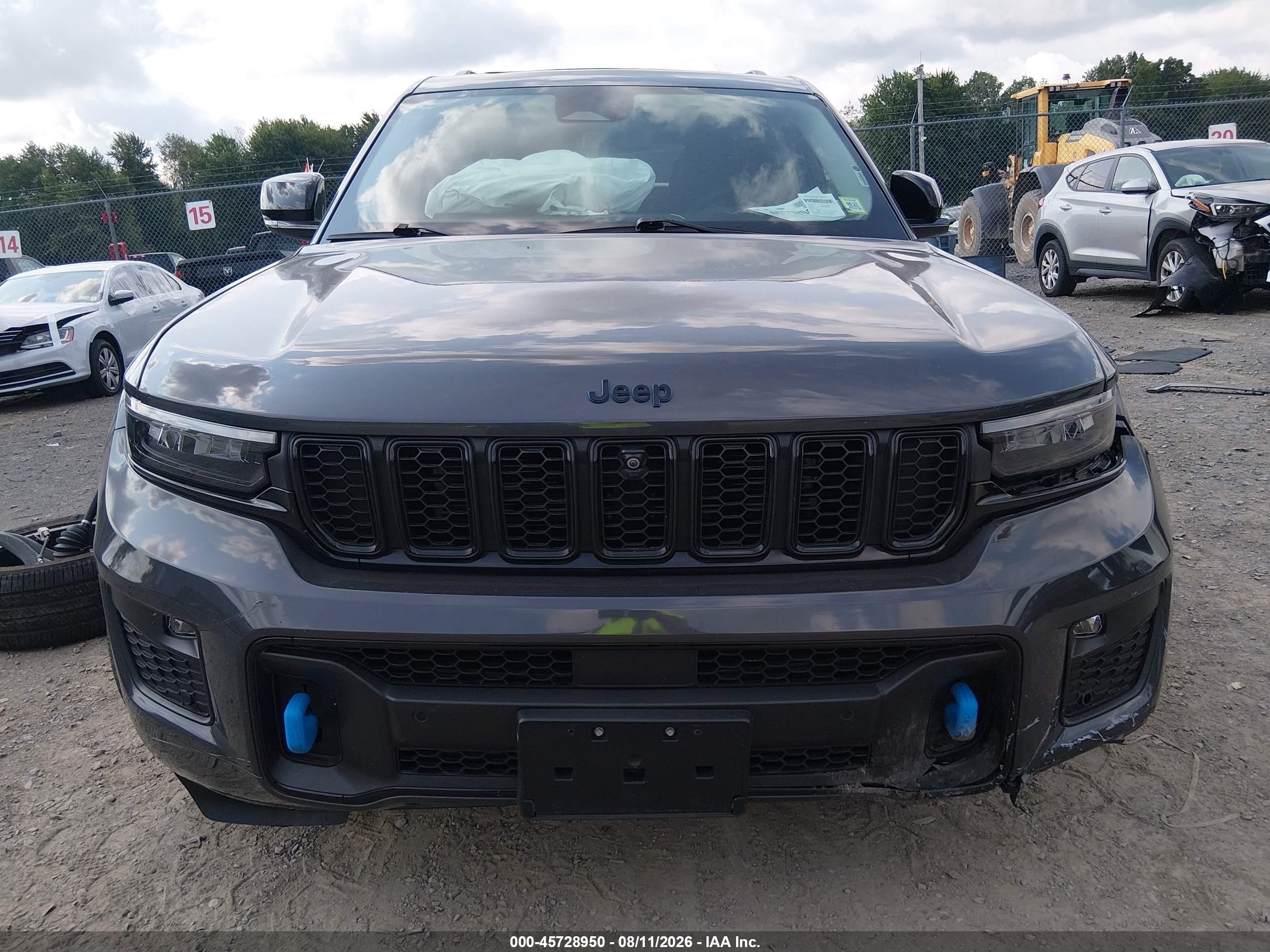 2023 Jeep Grand Cherokee 4xe 30th Anniversary Gray vin: 1C4RJYB69P8905367