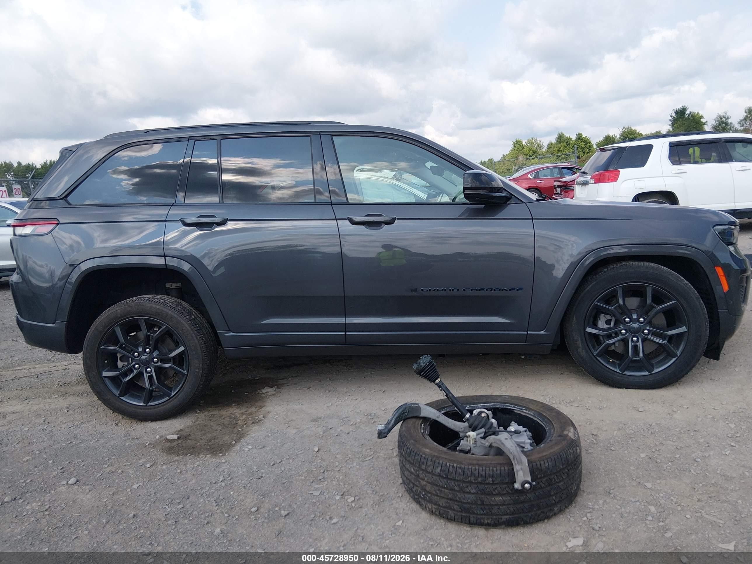 2023 Jeep Grand Cherokee 4xe 30th Anniversary Gray vin: 1C4RJYB69P8905367