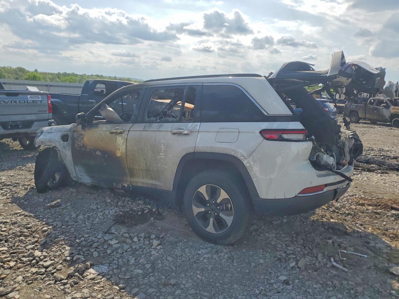 2022 Jeep Grand Cherokee Limited 4xe Пожар vin: 1C4RJYB6XN8755976