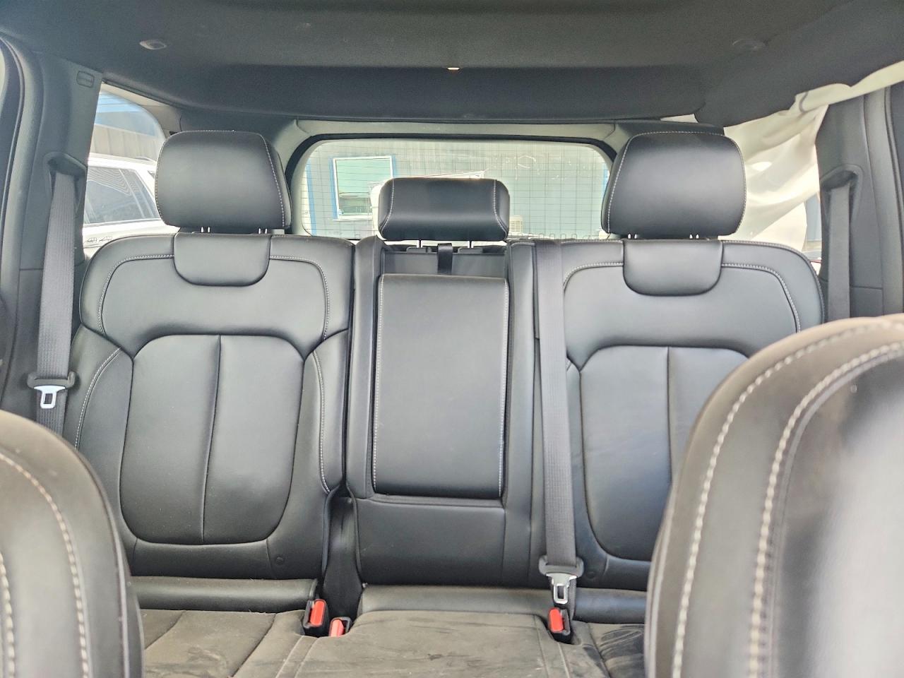 2025 Jeep Grand Cherokee 4xe Черный vin: 1C4RJYB6XS8692423