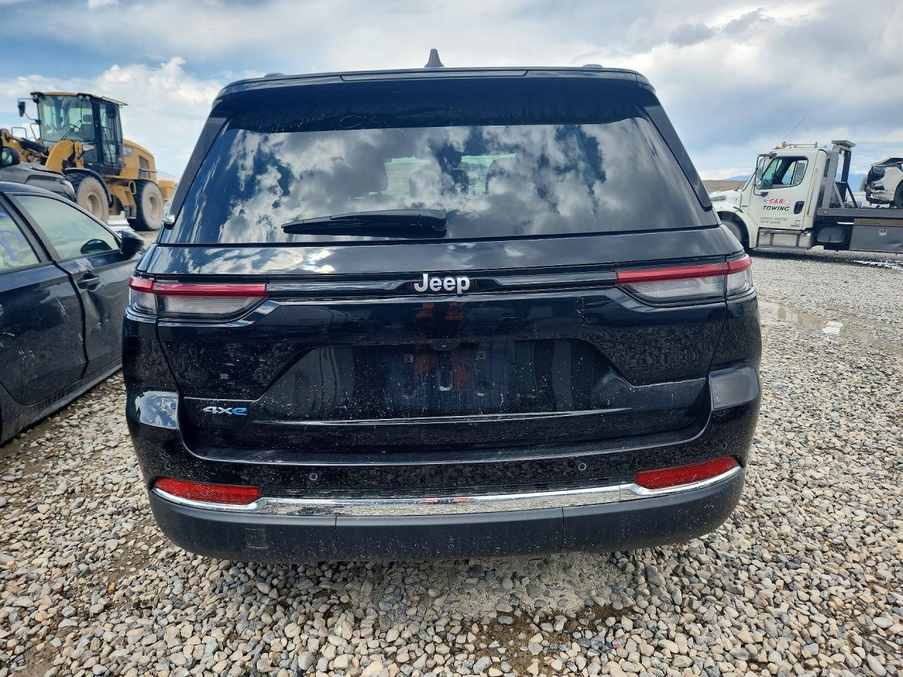 2025 Jeep Grand Cherokee 4xe Черный vin: 1C4RJYB6XS8692423