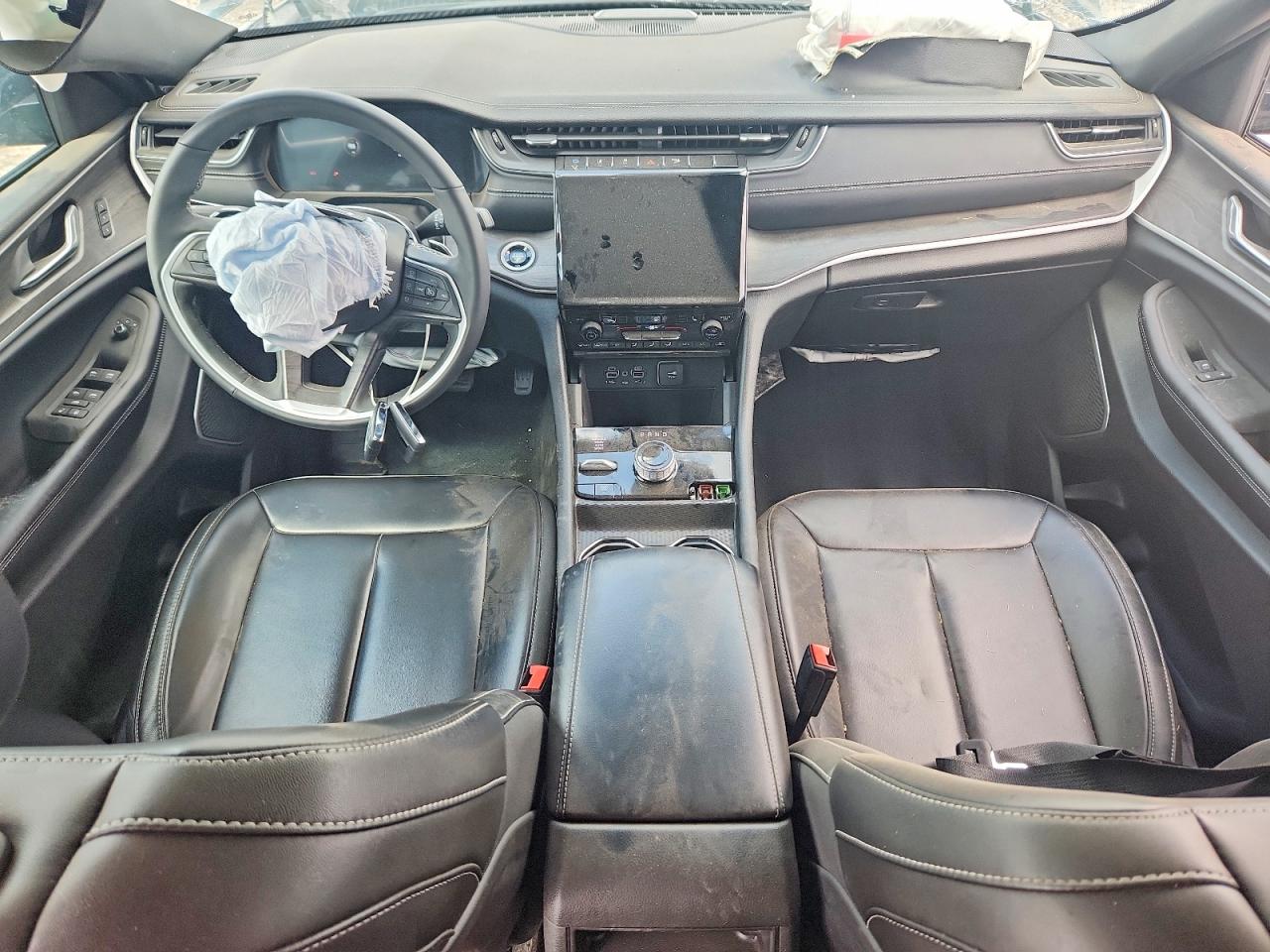 2025 Jeep Grand Cherokee 4xe Черный vin: 1C4RJYB6XS8692423