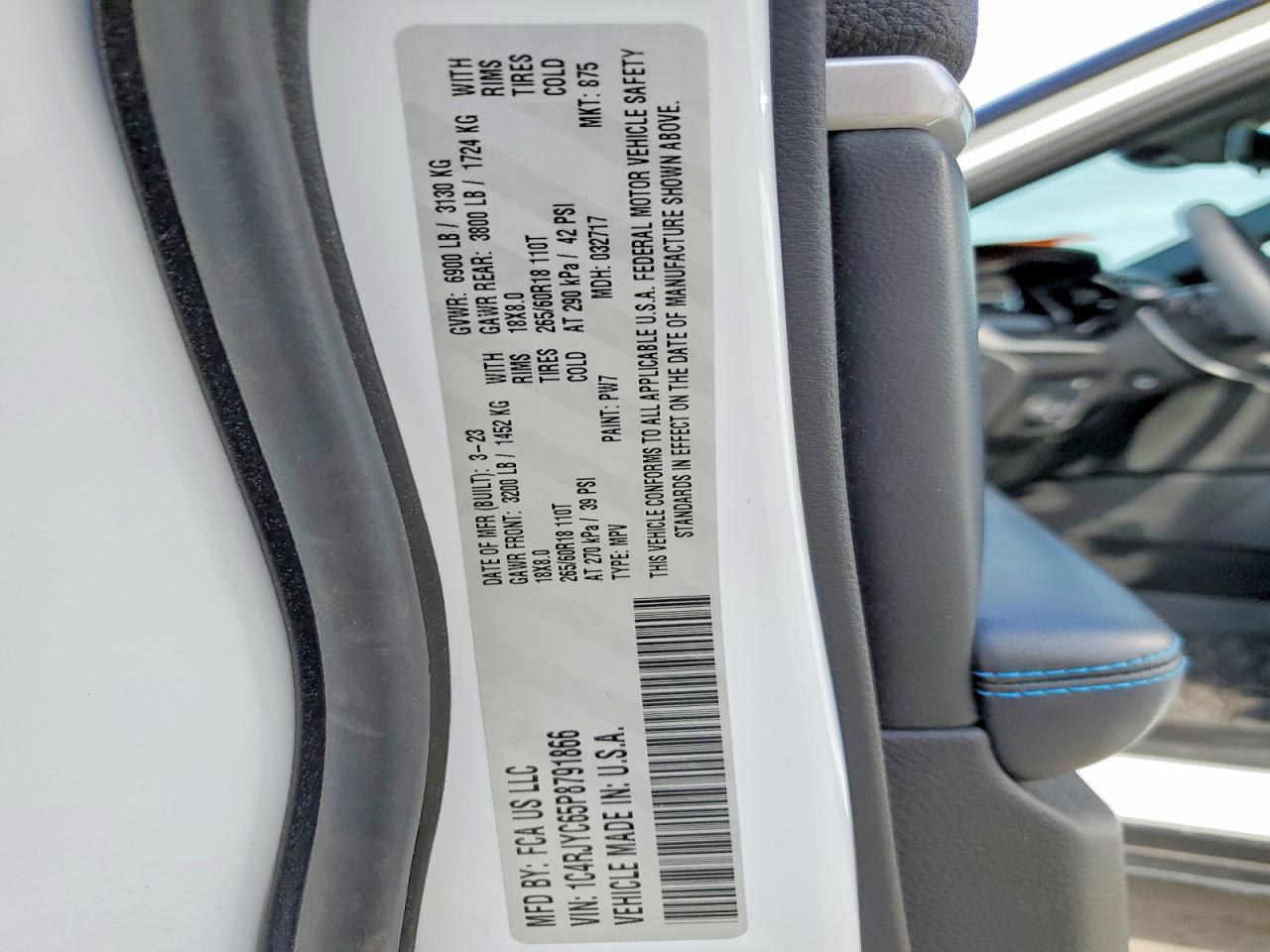 2023 Jeep Grand Cherokee Trailhawk 4xe White vin: 1C4RJYC65P8791866