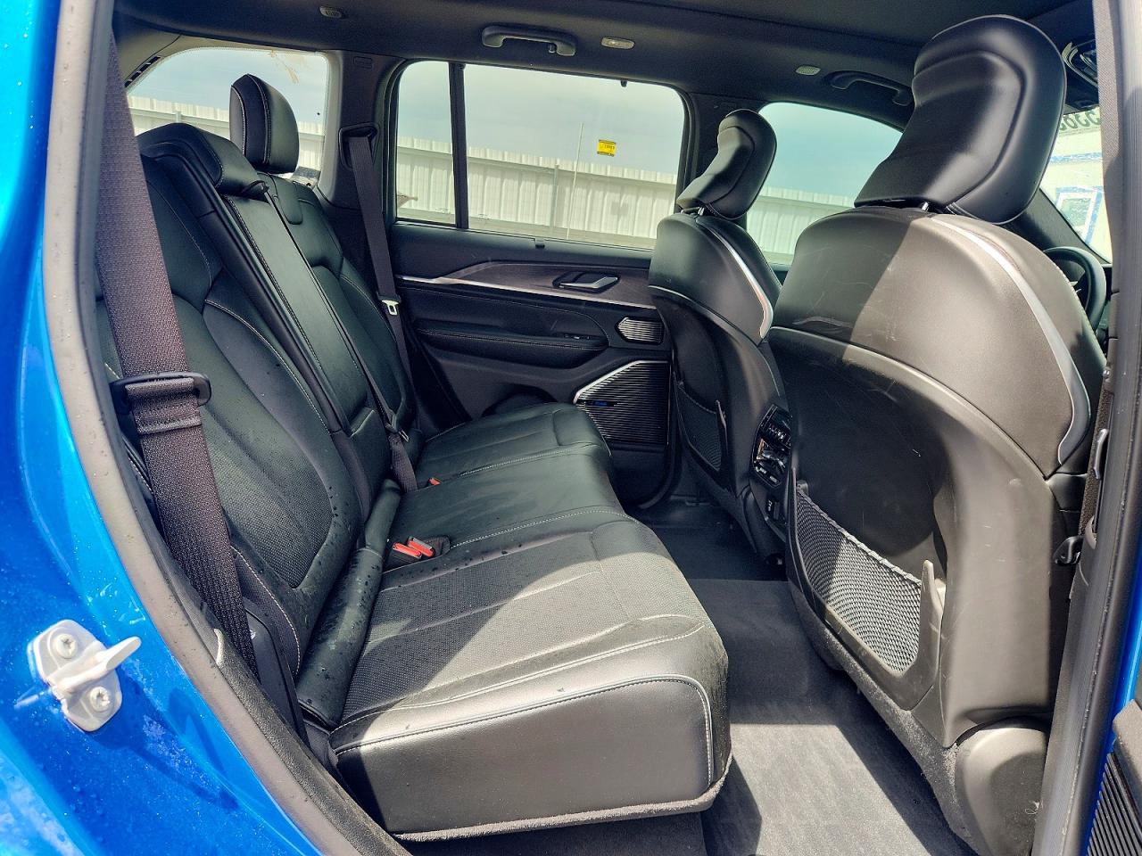 2023 Jeep Grand Cherokee Overland 4xe Blue vin: 1C4RJYD61P8769202