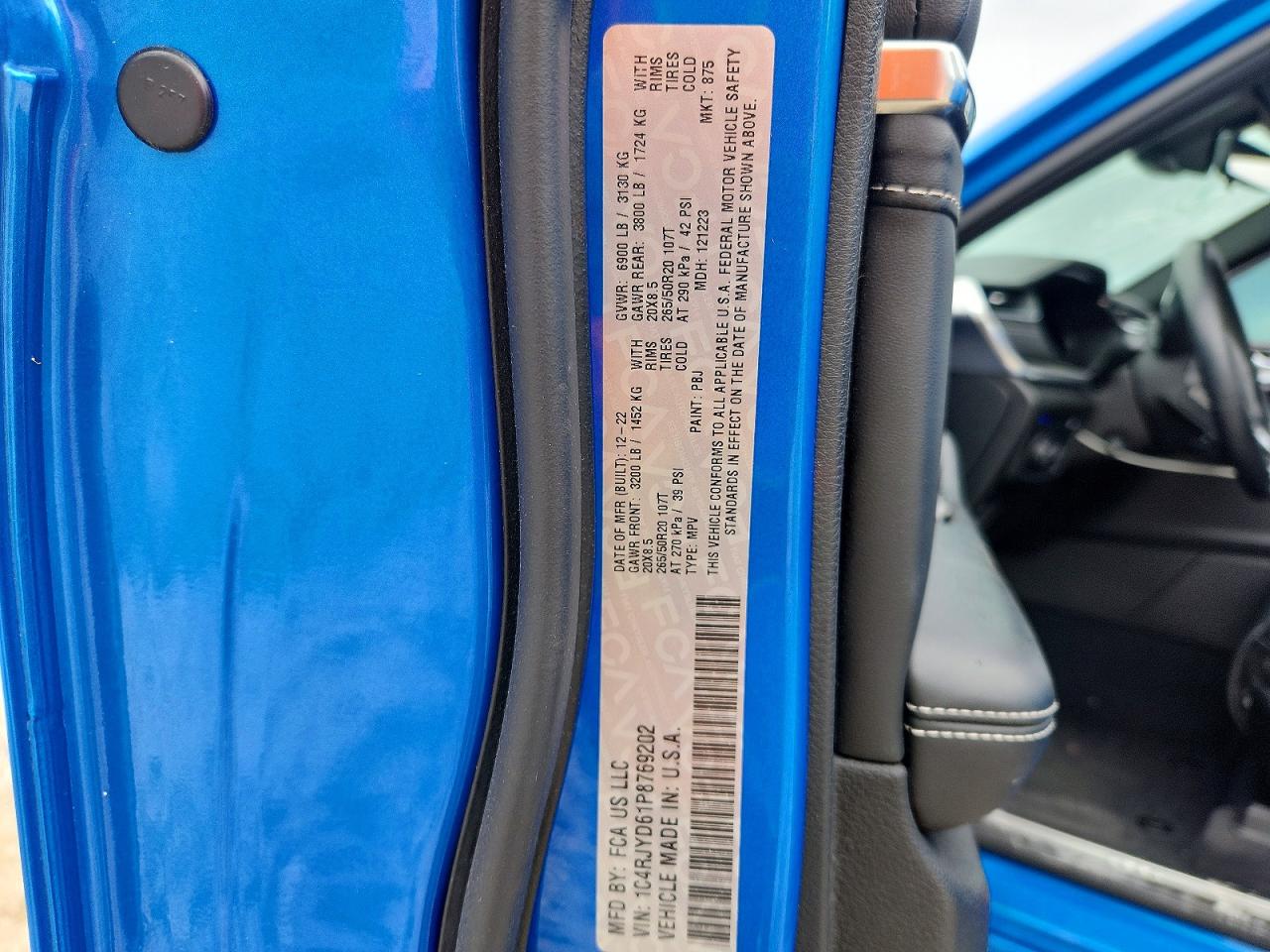2023 Jeep Grand Cherokee Overland 4xe Blue vin: 1C4RJYD61P8769202