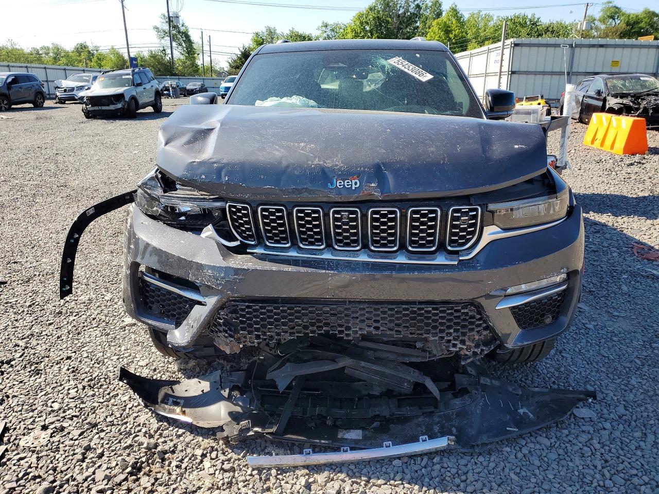 2023 Jeep Grand Cherokee Summit 4xe Gray vin: 1C4RJYE60P8908332