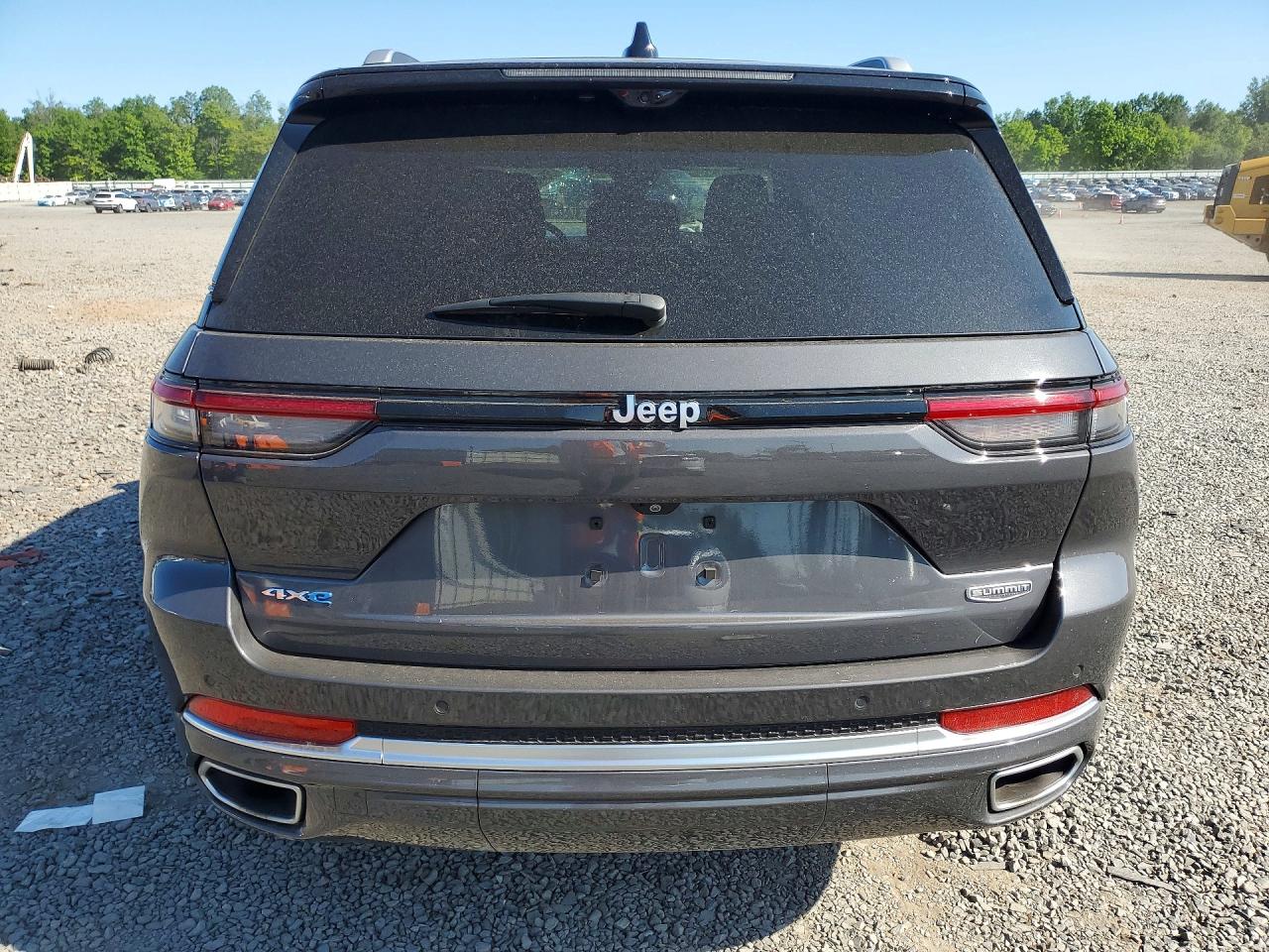 2023 Jeep Grand Cherokee Summit 4xe Gray vin: 1C4RJYE60P8908332