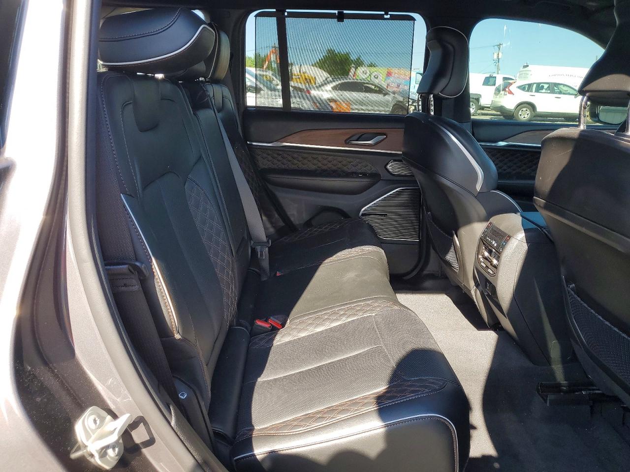 2023 Jeep Grand Cherokee Summit 4xe Gray vin: 1C4RJYE60P8908332