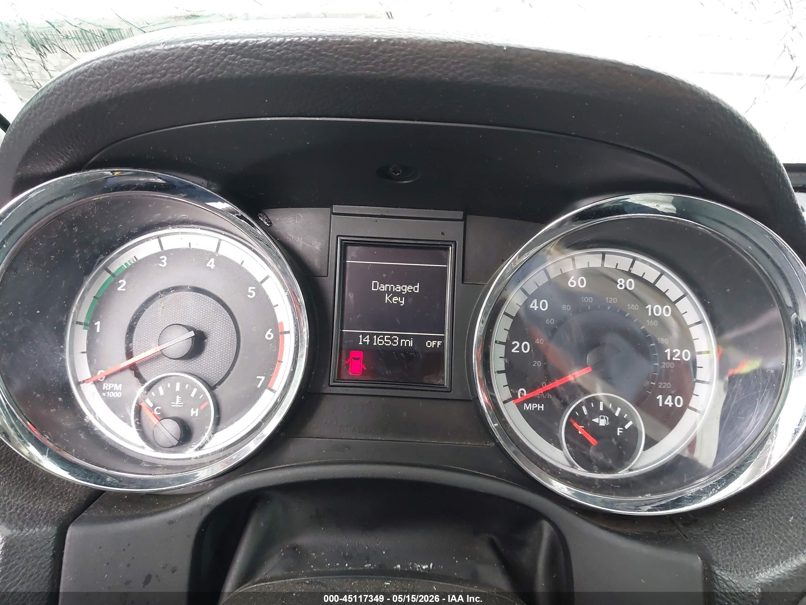 2013 Dodge Durango R/t White vin: 1C4SDHCT0DC681170