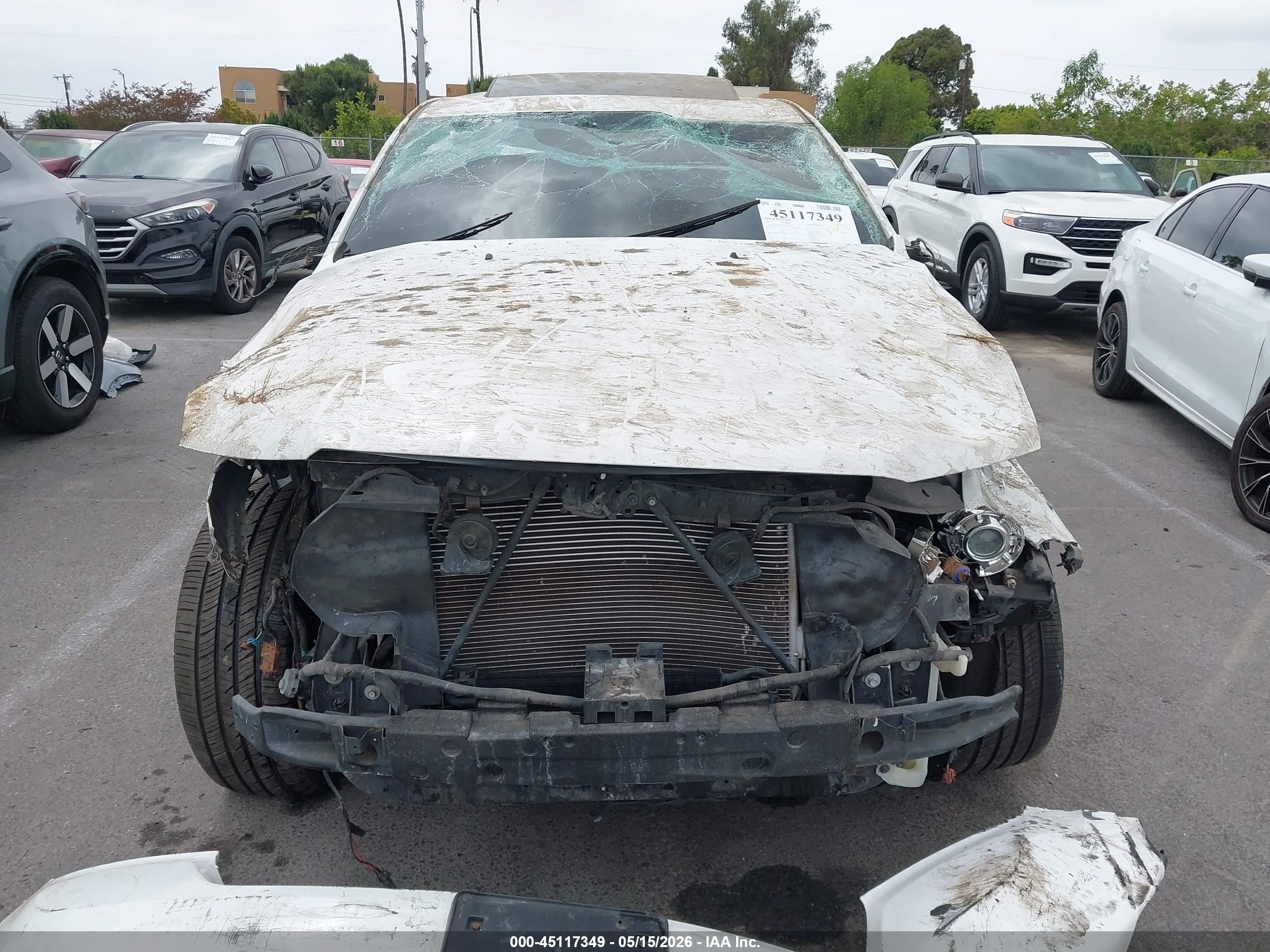 2013 Dodge Durango R/t White vin: 1C4SDHCT0DC681170