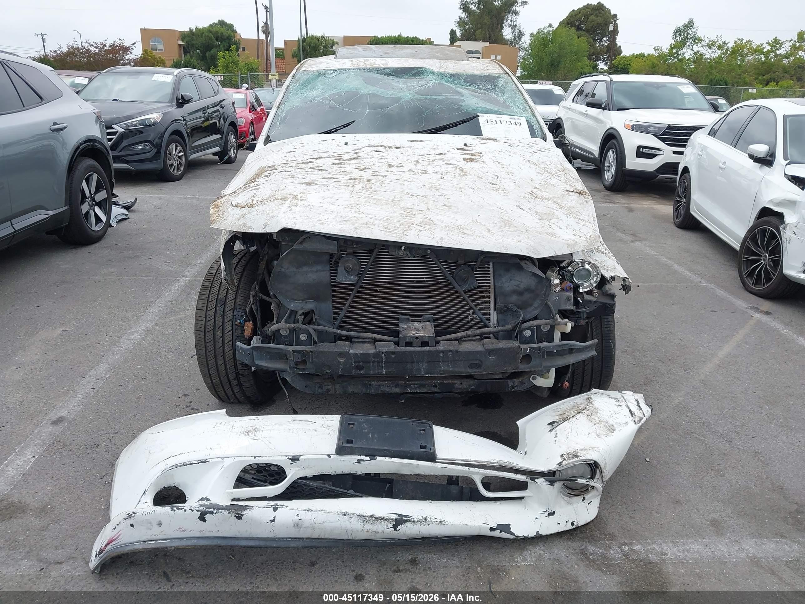 2013 Dodge Durango R/t White vin: 1C4SDHCT0DC681170
