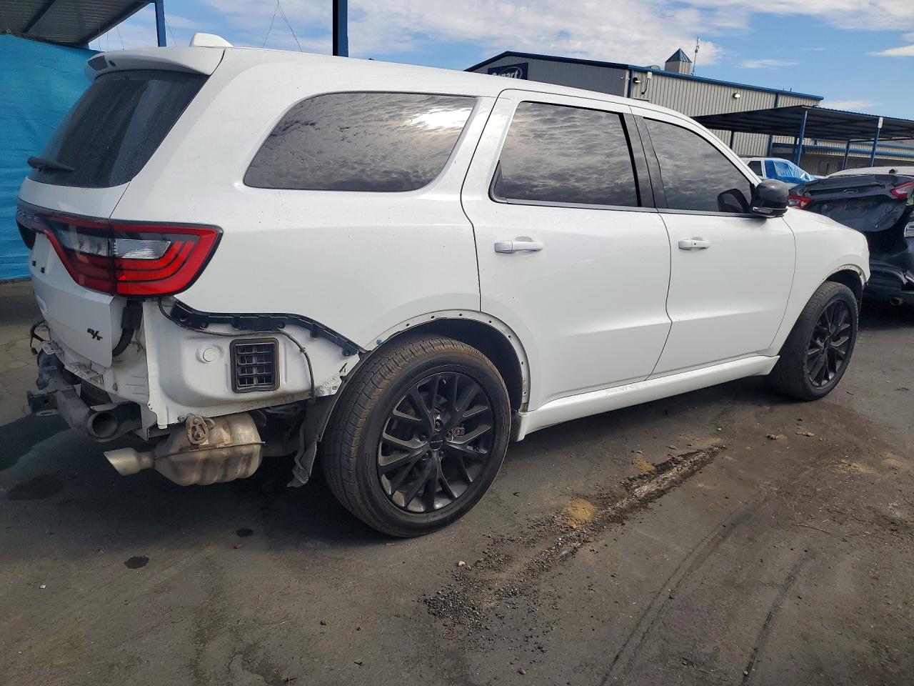 2015 Dodge Durango R/t White vin: 1C4SDHCT1FC907316