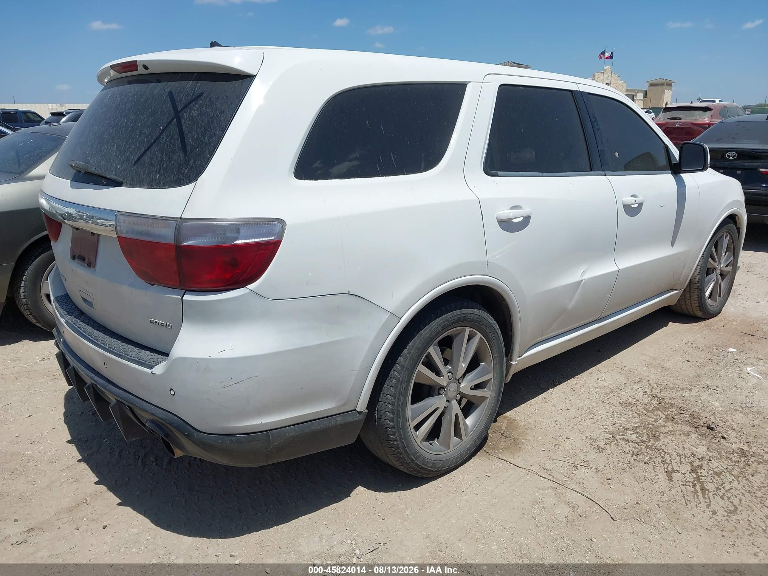 2013 Dodge Durango R/t White vin: 1C4SDHCT2DC697547