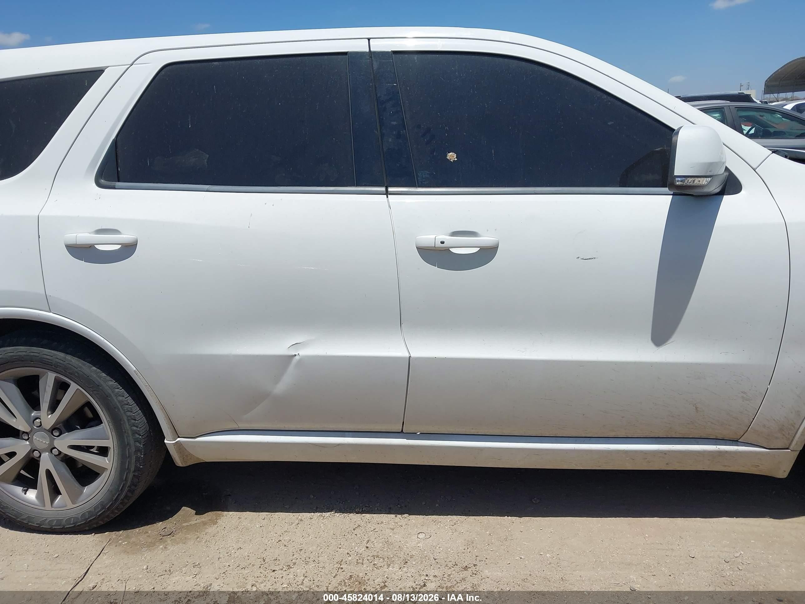 2013 Dodge Durango R/t White vin: 1C4SDHCT2DC697547
