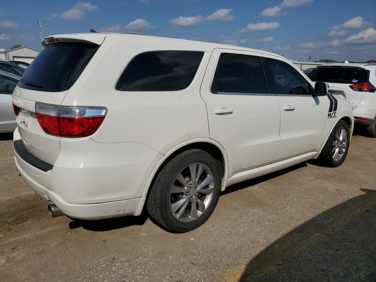 2012 Dodge Durango R/t White vin: 1C4SDHCT4CC130397