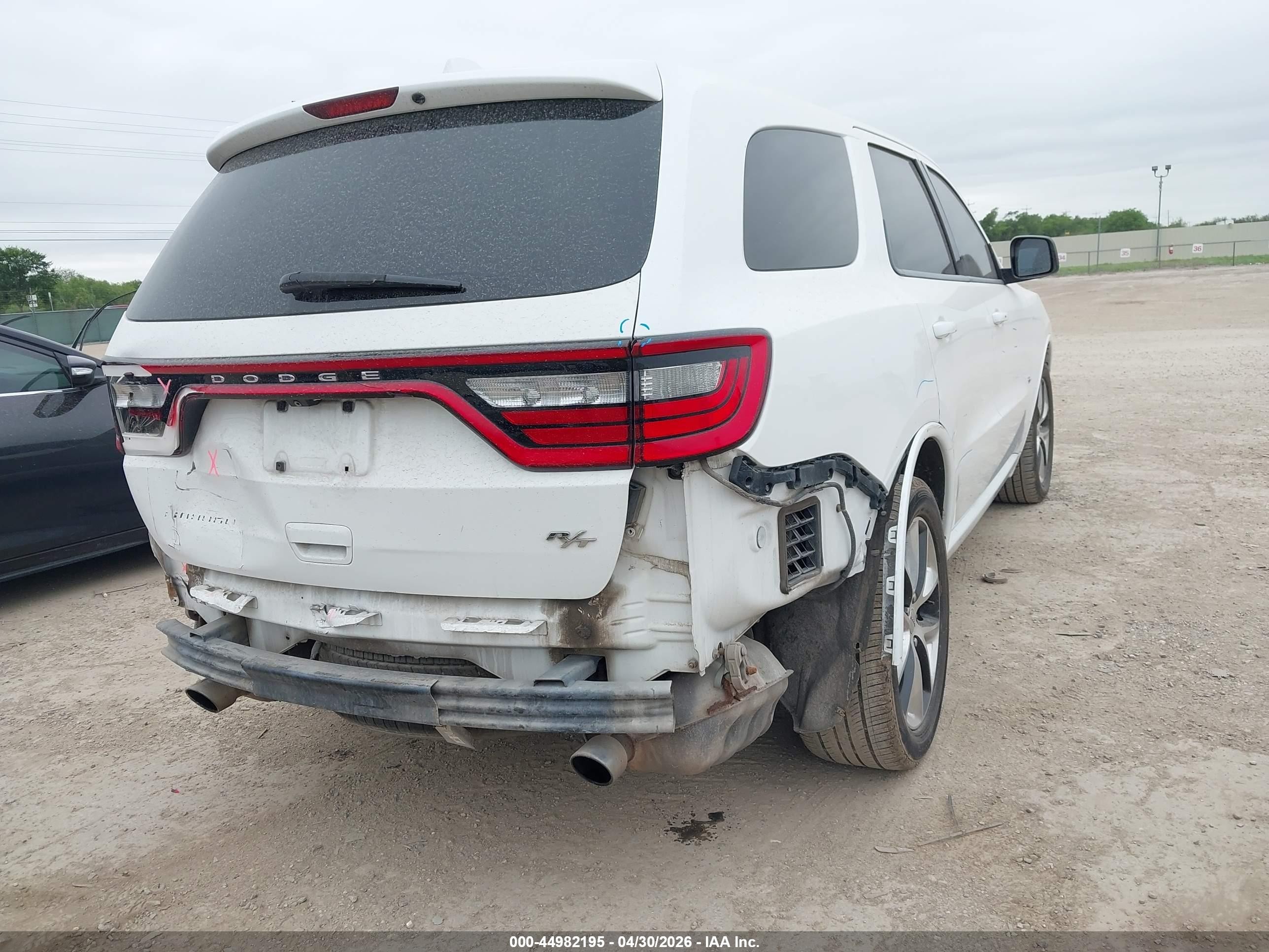 2014 Dodge Durango R/t White vin: 1C4SDHCT4EC513839