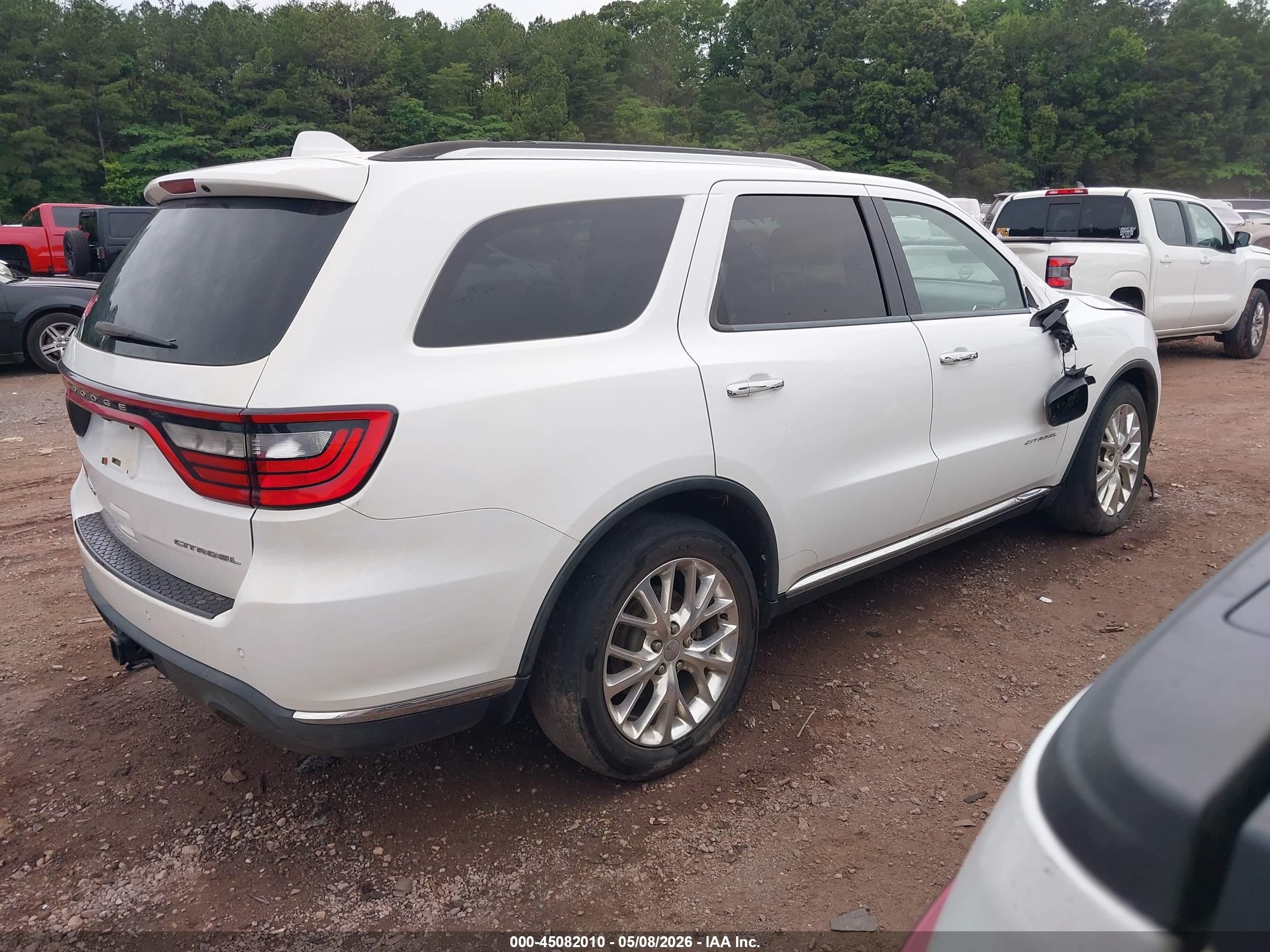 2015 Dodge Durango Citadel White vin: 1C4SDHET5FC817521