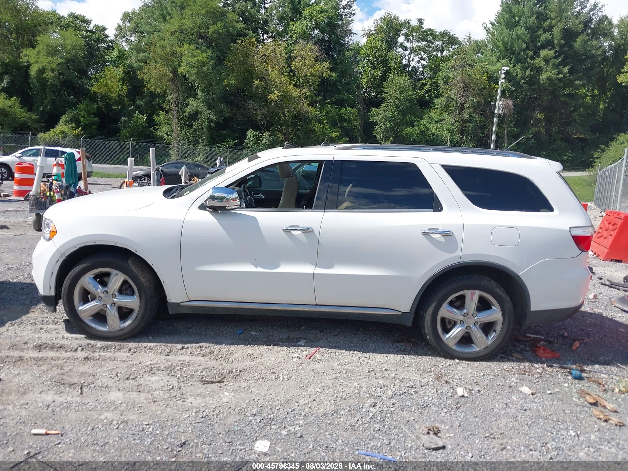 2013 Dodge Durango Citadel White vin: 1C4SDHETXDC678547